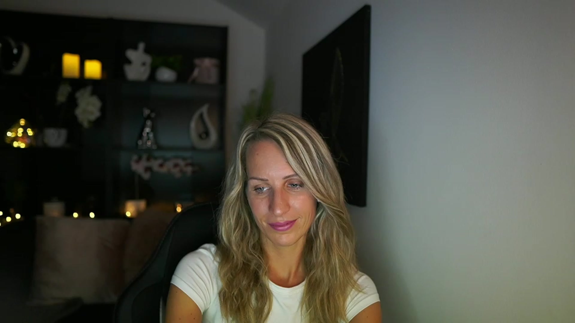 Gallery image thumbnail from Nikki__Sexx__'s myfreecams stream on, 08/09/2023, 20:59 image 9 of 20