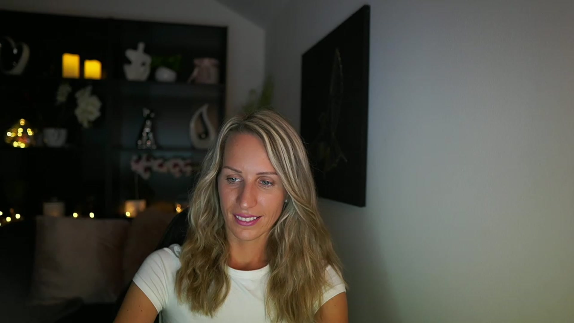Gallery image thumbnail from Nikki__Sexx__'s myfreecams stream on, 08/09/2023, 20:59 image 2 of 20