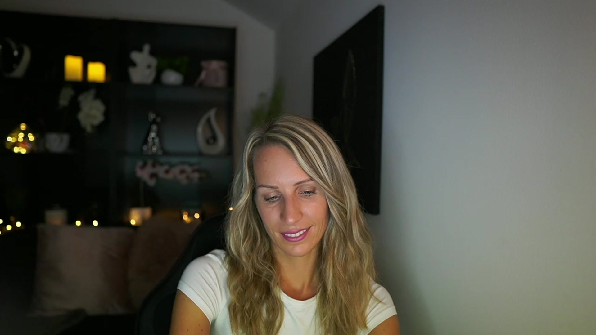 Gallery image thumbnail from Nikki__Sexx__'s myfreecams stream on, 08/09/2023, 20:59 image 12 of 20