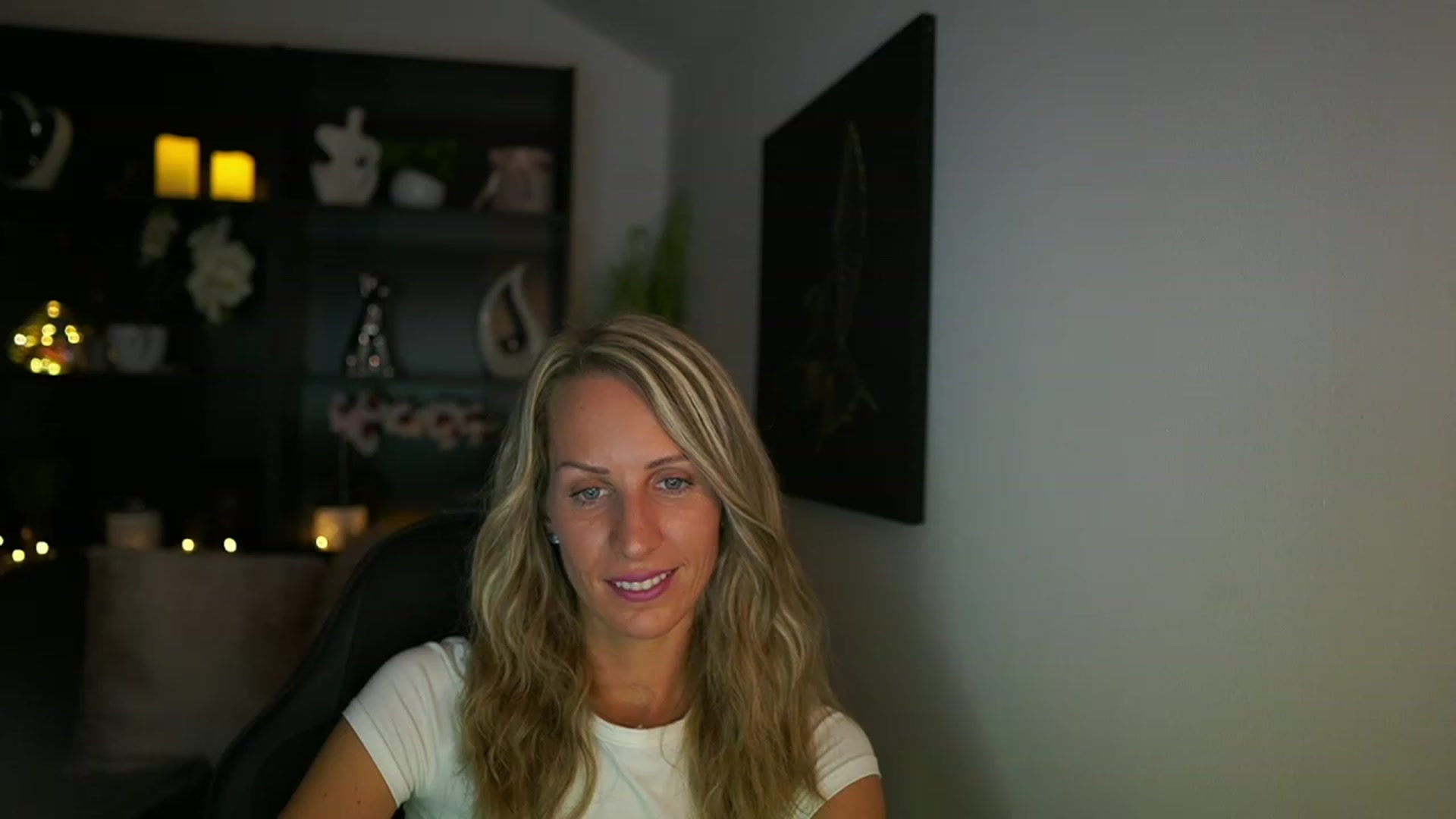 Gallery image thumbnail from Nikki__Sexx__'s myfreecams stream on, 08/09/2023, 22:24 image 18 of 20