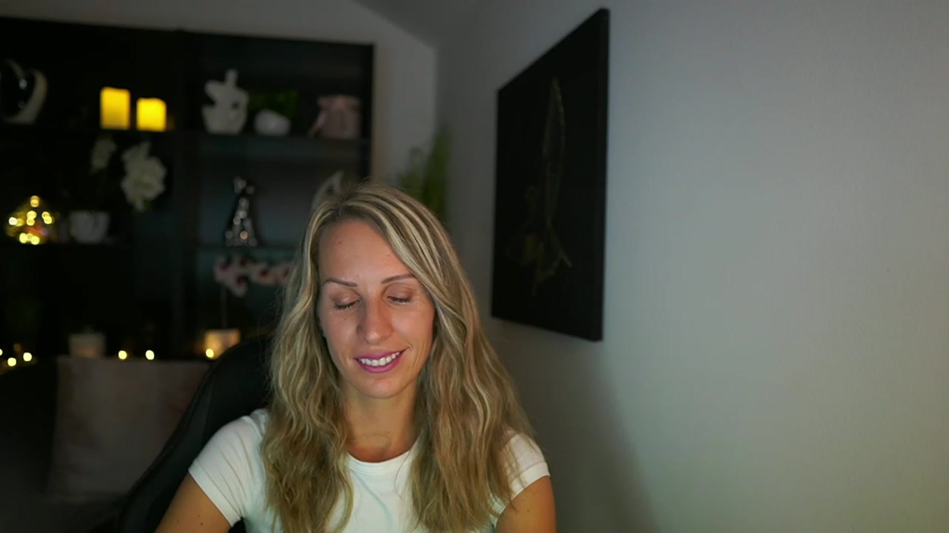 Gallery image thumbnail from Nikki__Sexx__'s myfreecams stream on, 08/09/2023, 22:24 image 15 of 20
