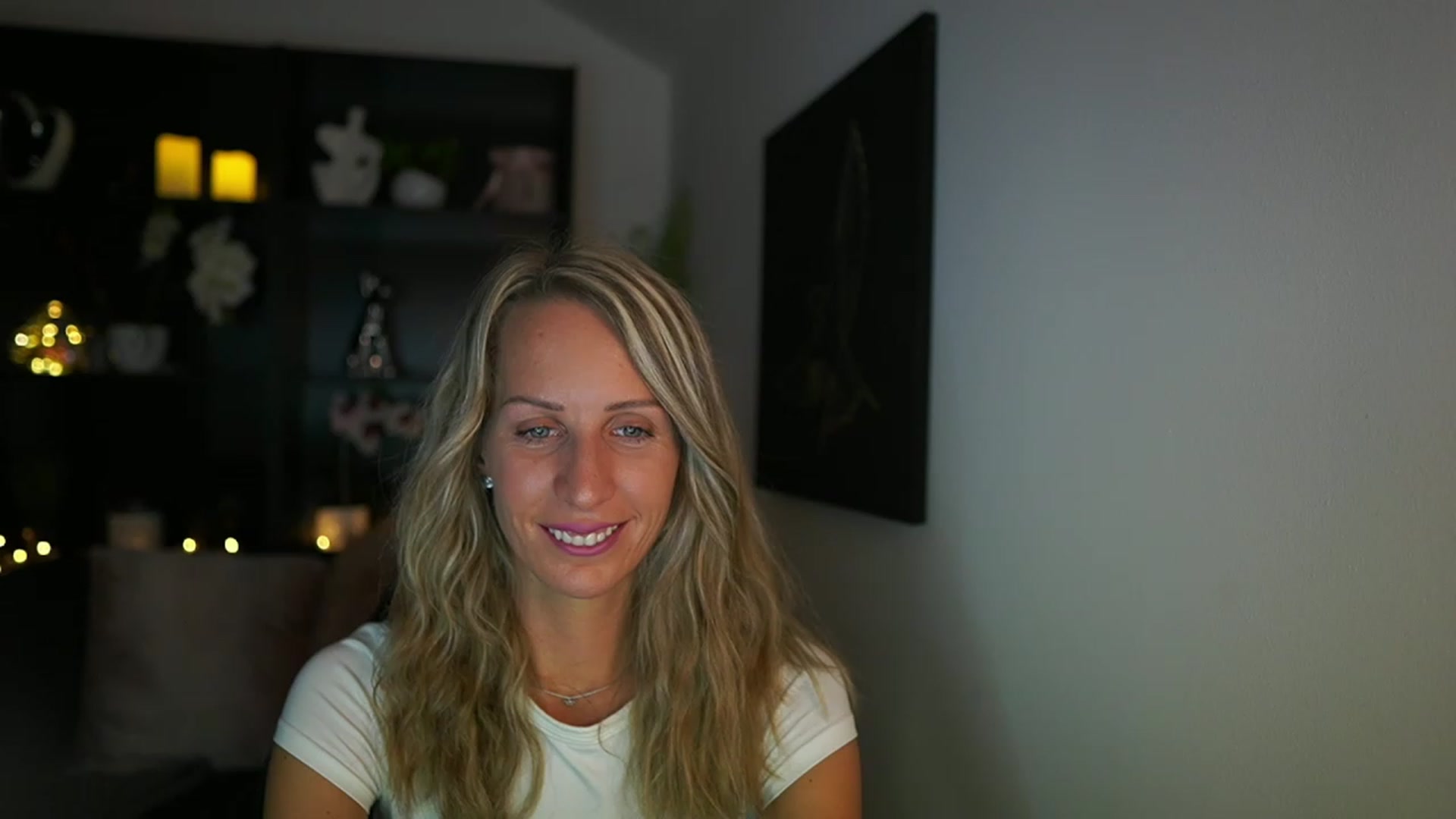 Gallery image thumbnail from Nikki__Sexx__'s myfreecams stream on, 08/09/2023, 22:24 image 2 of 20