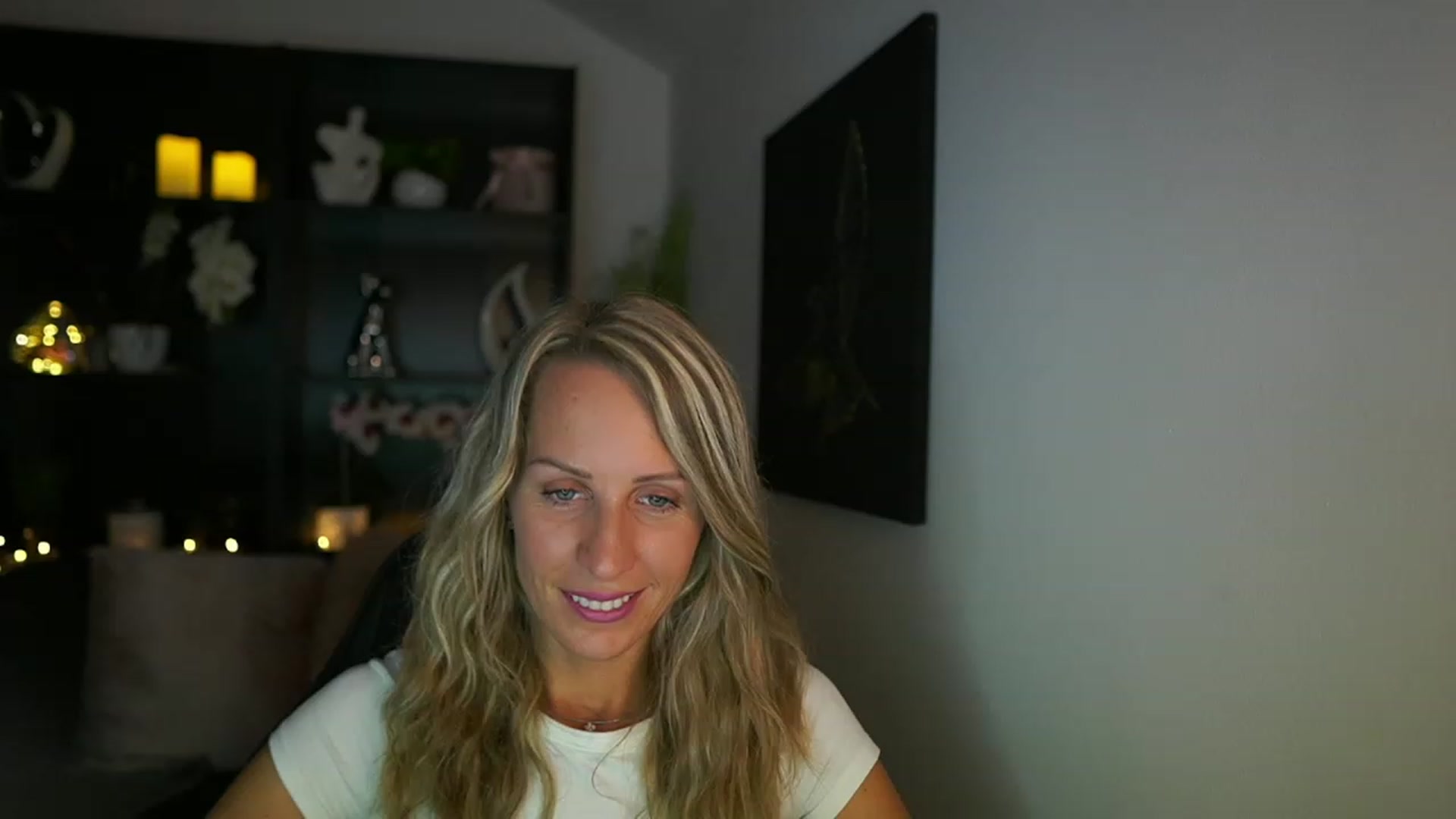 Gallery image thumbnail from Nikki__Sexx__'s myfreecams stream on, 08/09/2023, 22:24 image 1 of 20