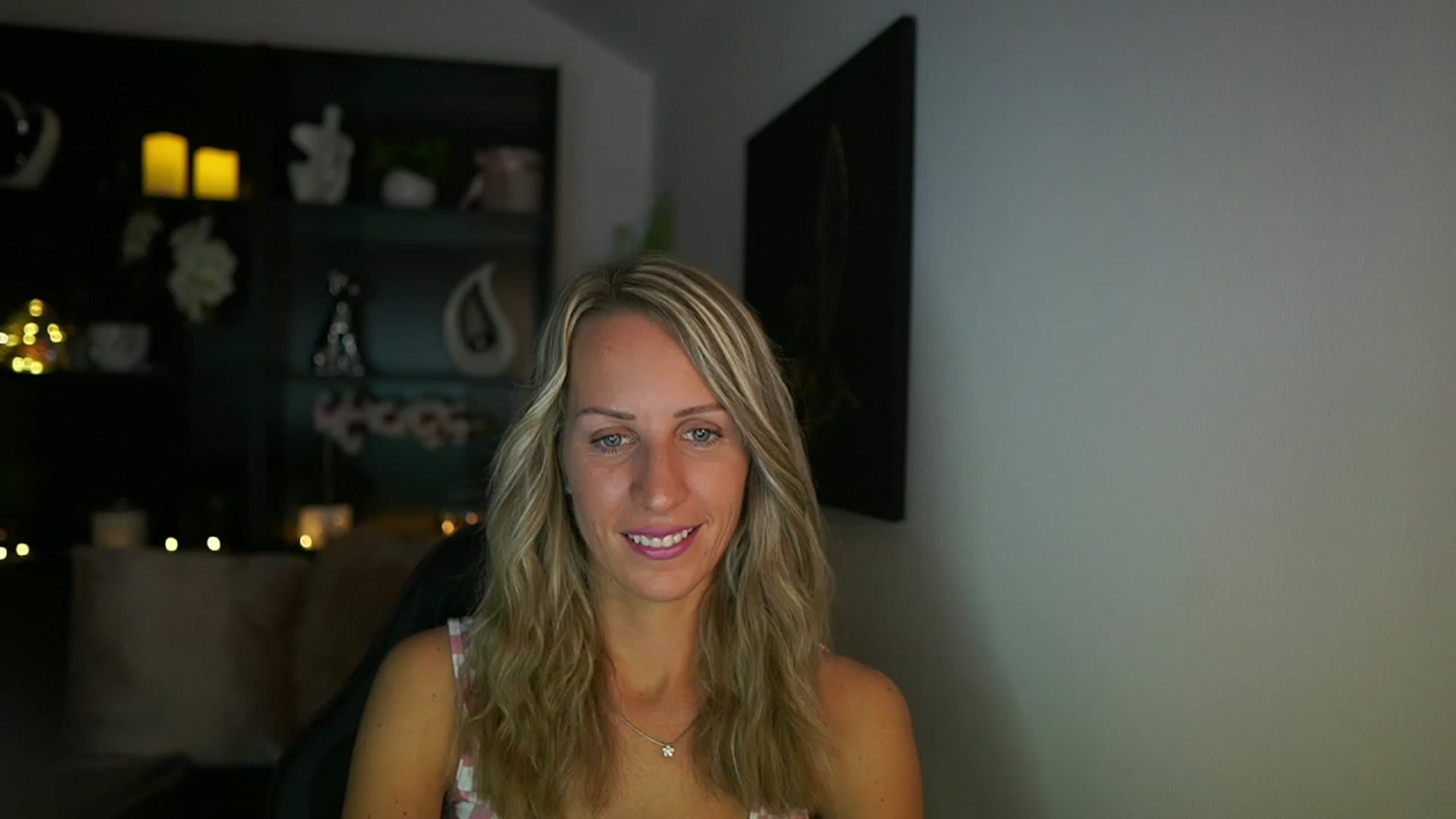 Gallery image thumbnail from Nikki__Sexx__'s myfreecams stream on, 08/10/2023, 19:09 image 11 of 20