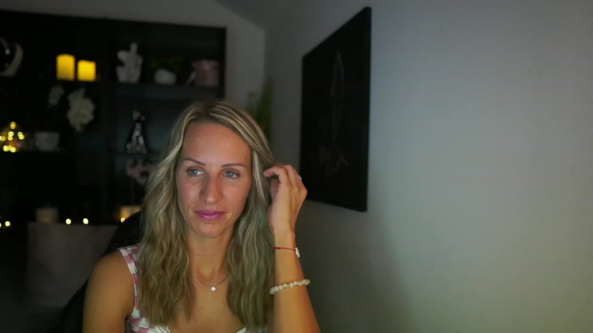 Gallery image thumbnail from Nikki__Sexx__'s myfreecams stream on, 08/10/2023, 21:06 image 19 of 20