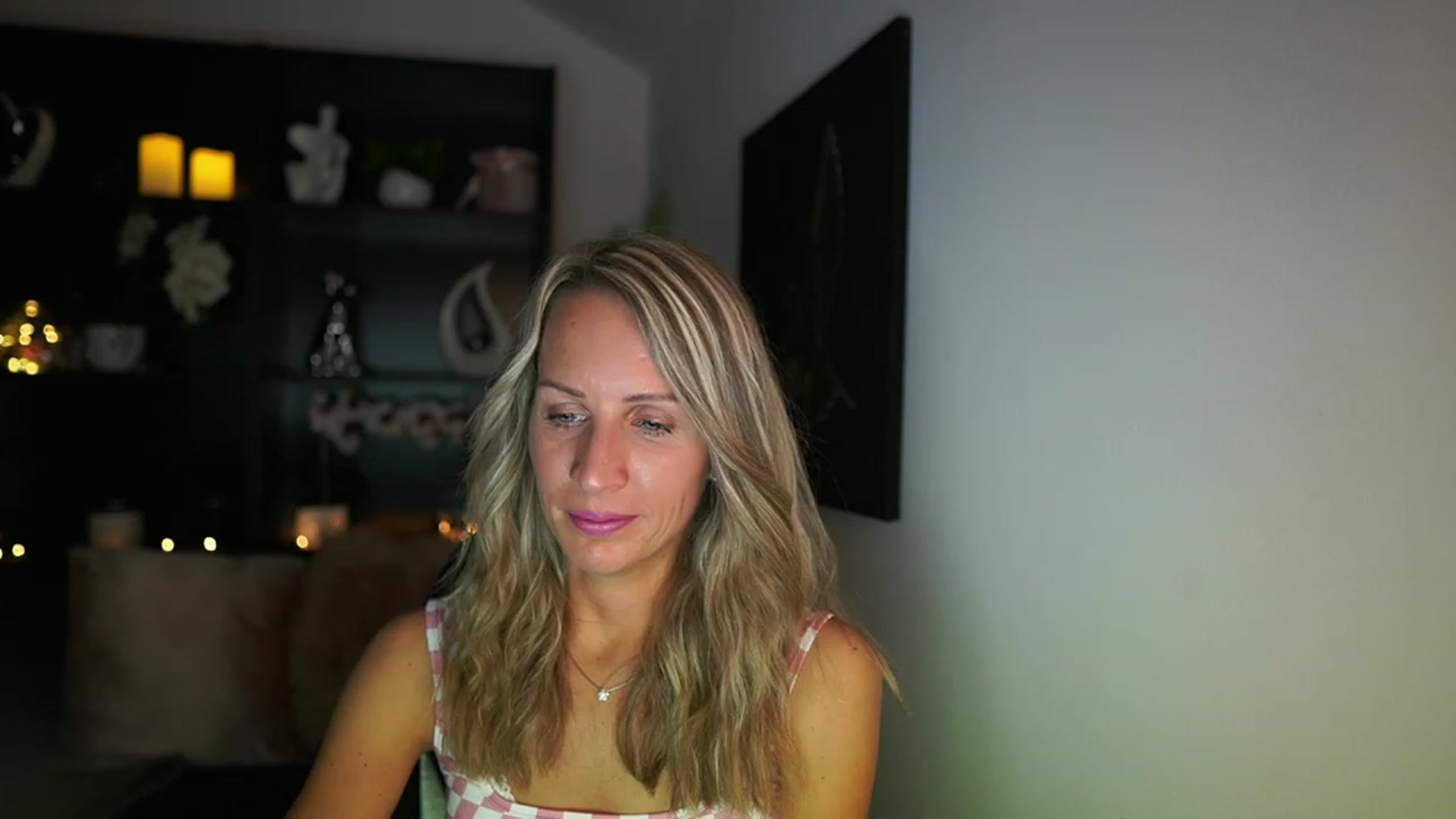 Gallery image thumbnail from Nikki__Sexx__'s myfreecams stream on, 08/10/2023, 21:06 image 9 of 20