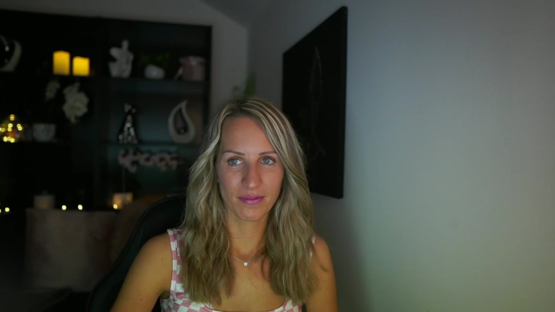 Gallery image thumbnail from Nikki__Sexx__'s myfreecams stream on, 08/10/2023, 21:06 image 1 of 20