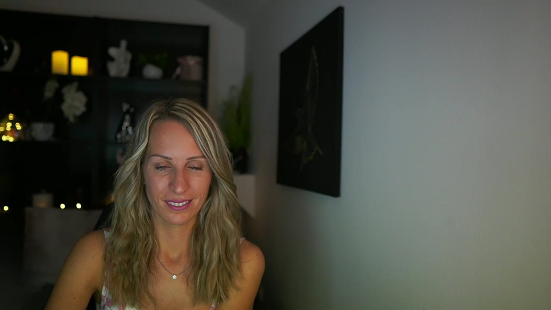 Gallery image thumbnail from Nikki__Sexx__'s myfreecams stream on, 08/10/2023, 22:02 image 1 of 20