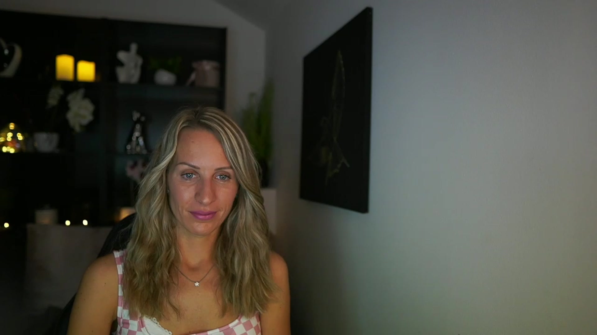 Gallery image thumbnail from Nikki__Sexx__'s myfreecams stream on, 08/10/2023, 22:02 image 6 of 20