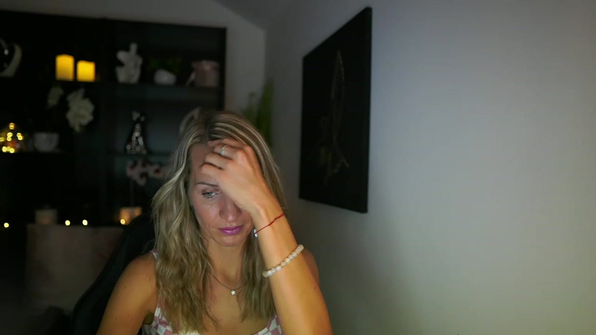 Gallery image thumbnail from Nikki__Sexx__'s myfreecams stream on, 08/10/2023, 22:02 image 9 of 20