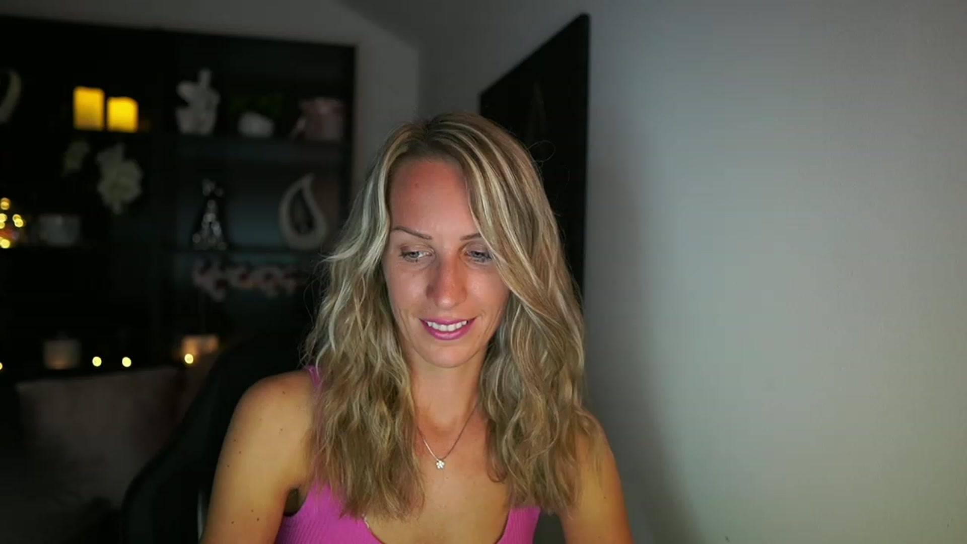 Gallery image thumbnail from Nikki__Sexx__'s myfreecams stream on, 08/13/2023, 19:03 image 1 of 20
