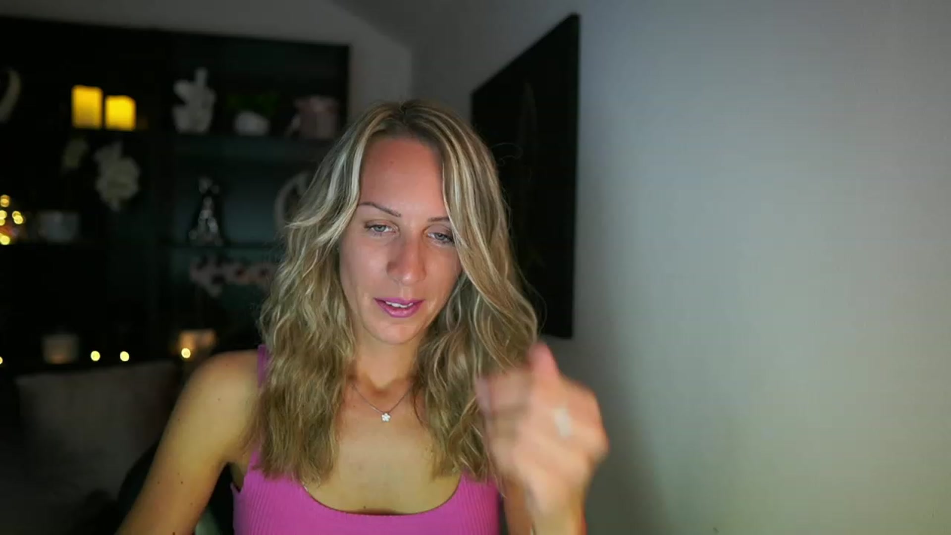 Gallery image thumbnail from Nikki__Sexx__'s myfreecams stream on, 08/13/2023, 19:03 image 17 of 20