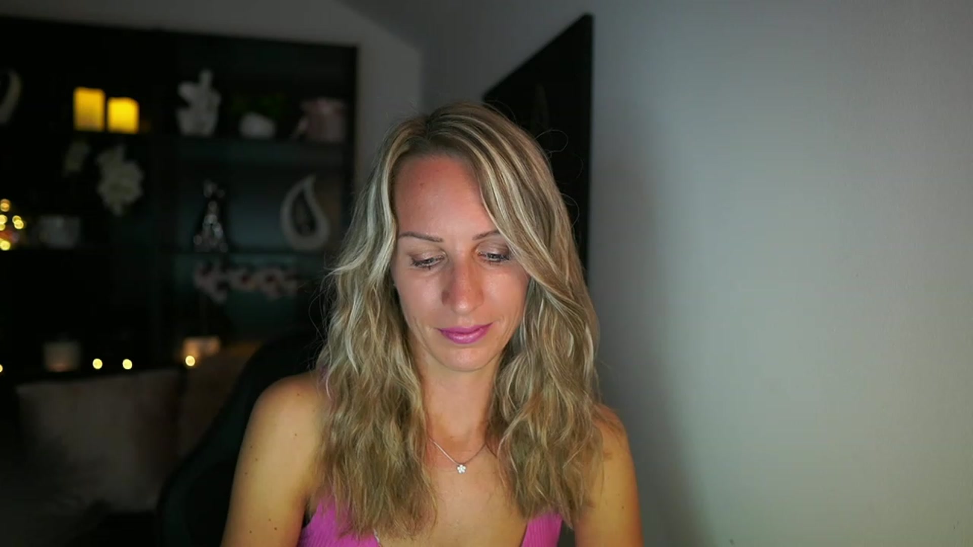Gallery image thumbnail from Nikki__Sexx__'s myfreecams stream on, 08/13/2023, 19:03 image 11 of 20