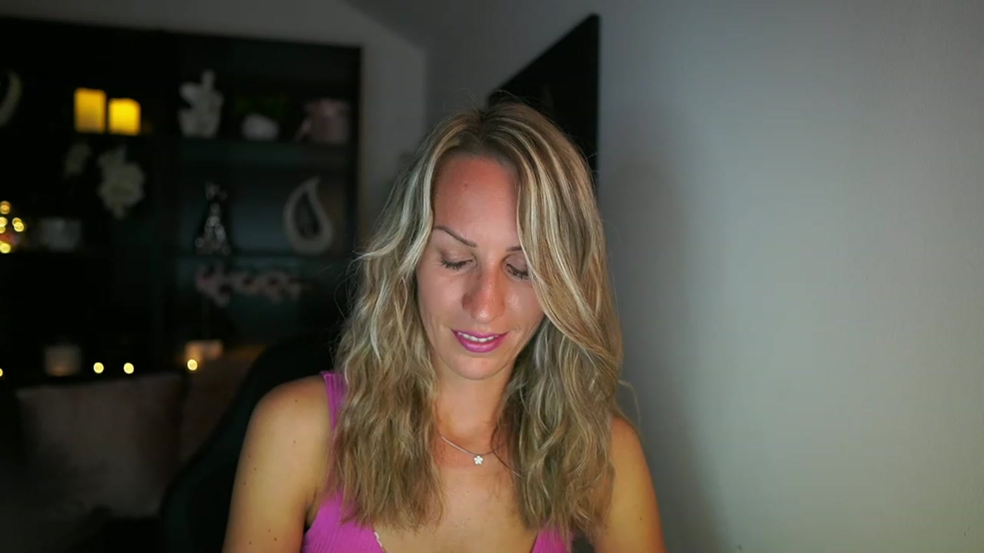 Gallery image thumbnail from Nikki__Sexx__'s myfreecams stream on, 08/13/2023, 19:03 image 7 of 20