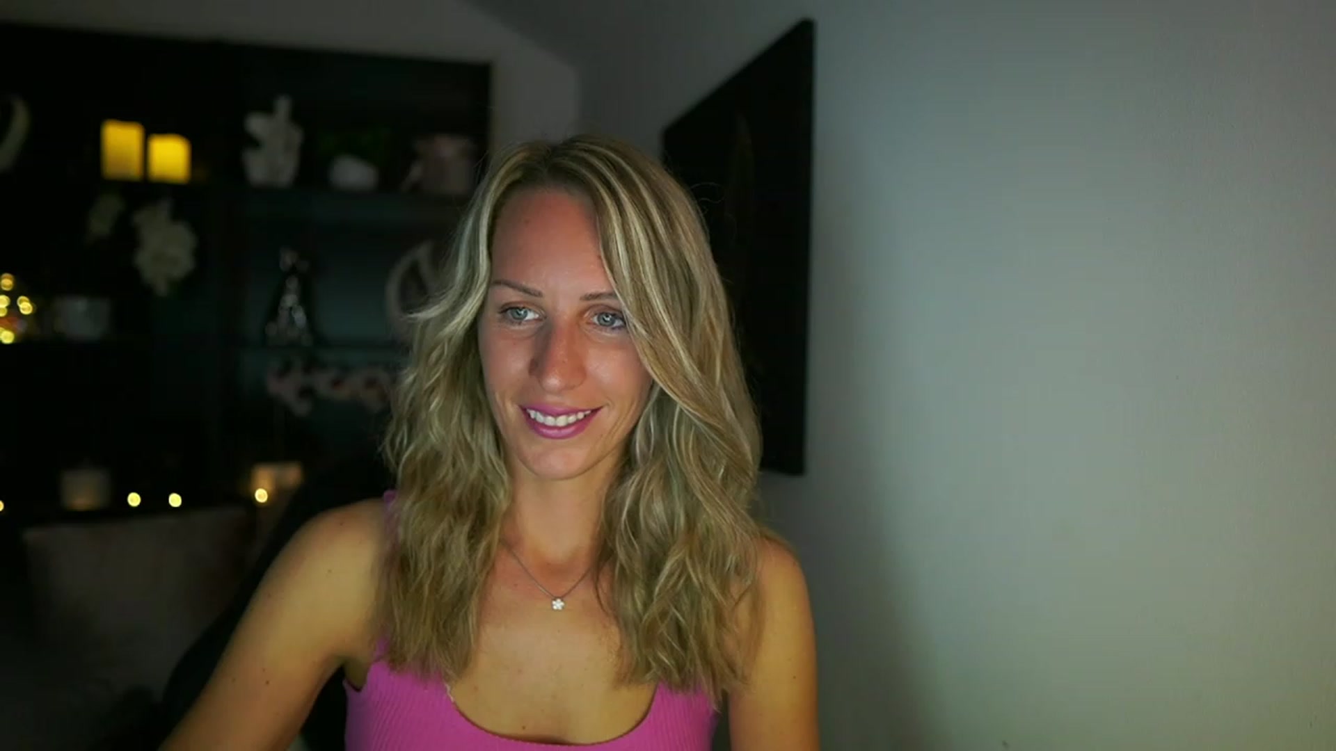 Gallery image thumbnail from Nikki__Sexx__'s myfreecams stream on, 08/13/2023, 19:03 image 16 of 20