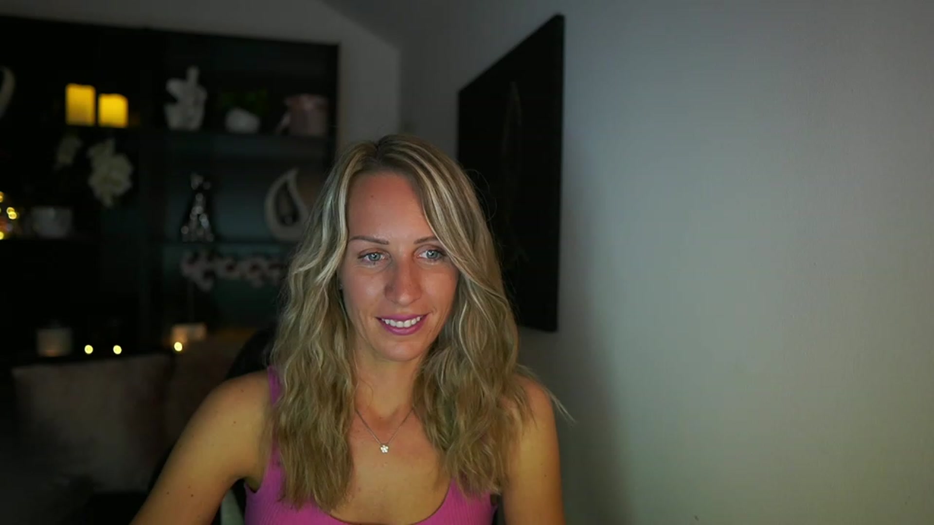 Gallery image thumbnail from Nikki__Sexx__'s myfreecams stream on, 08/13/2023, 21:28 image 13 of 20