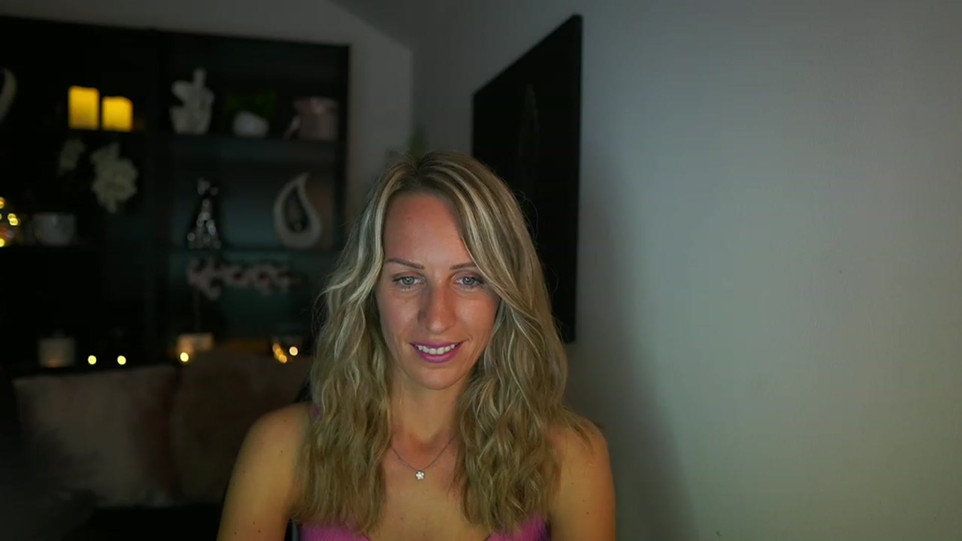 Gallery image thumbnail from Nikki__Sexx__'s myfreecams stream on, 08/13/2023, 21:28 image 6 of 20