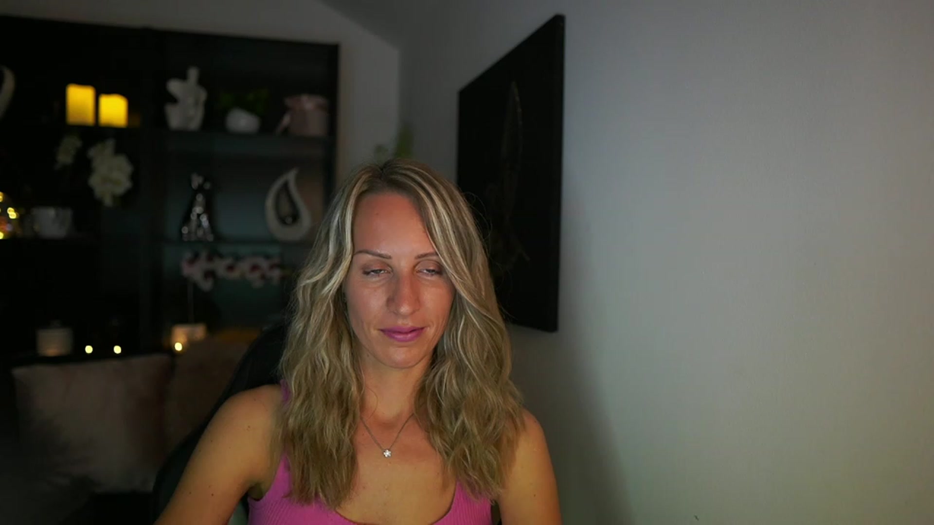 Gallery image thumbnail from Nikki__Sexx__'s myfreecams stream on, 08/13/2023, 21:28 image 12 of 20