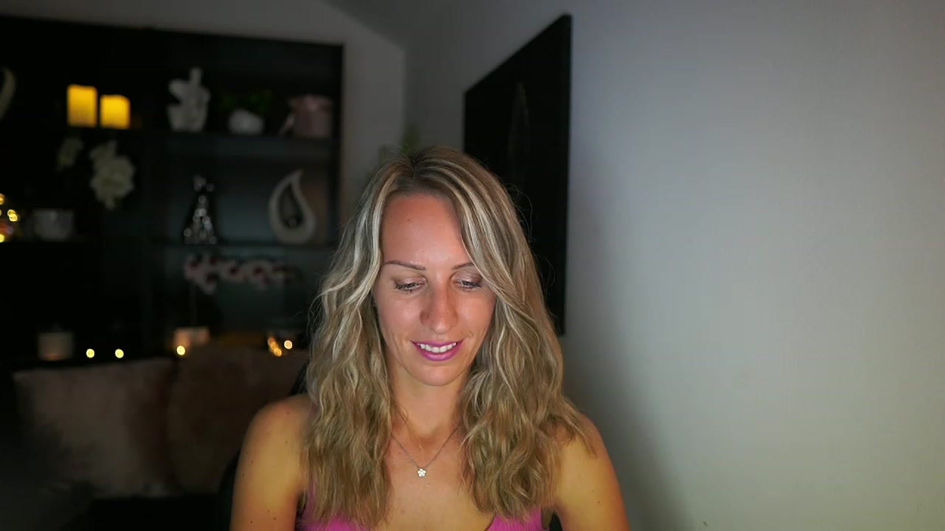 Gallery image thumbnail from Nikki__Sexx__'s myfreecams stream on, 08/13/2023, 21:28 image 3 of 20