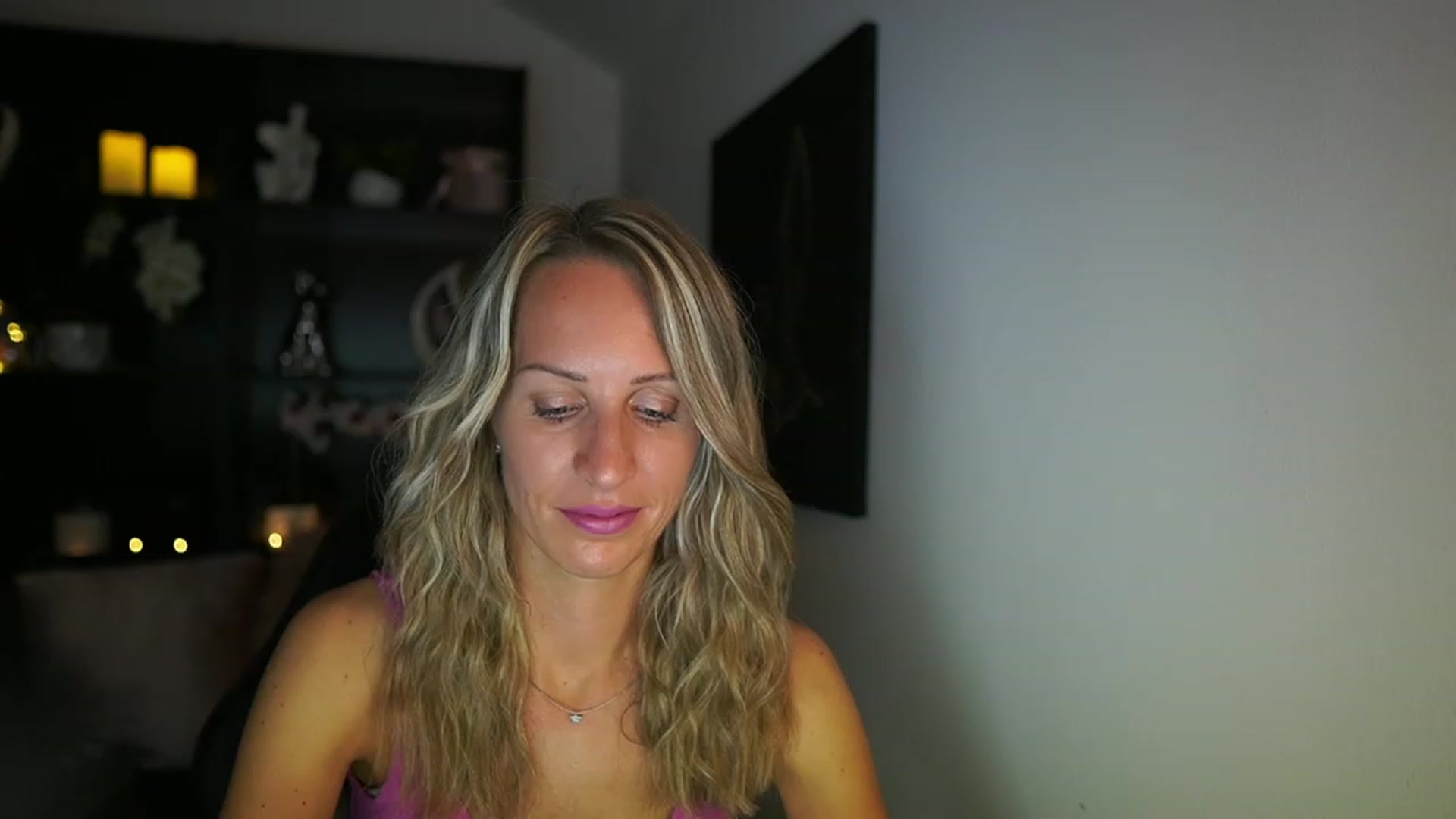 Gallery image thumbnail from Nikki__Sexx__'s myfreecams stream on, 08/13/2023, 22:31 image 12 of 20