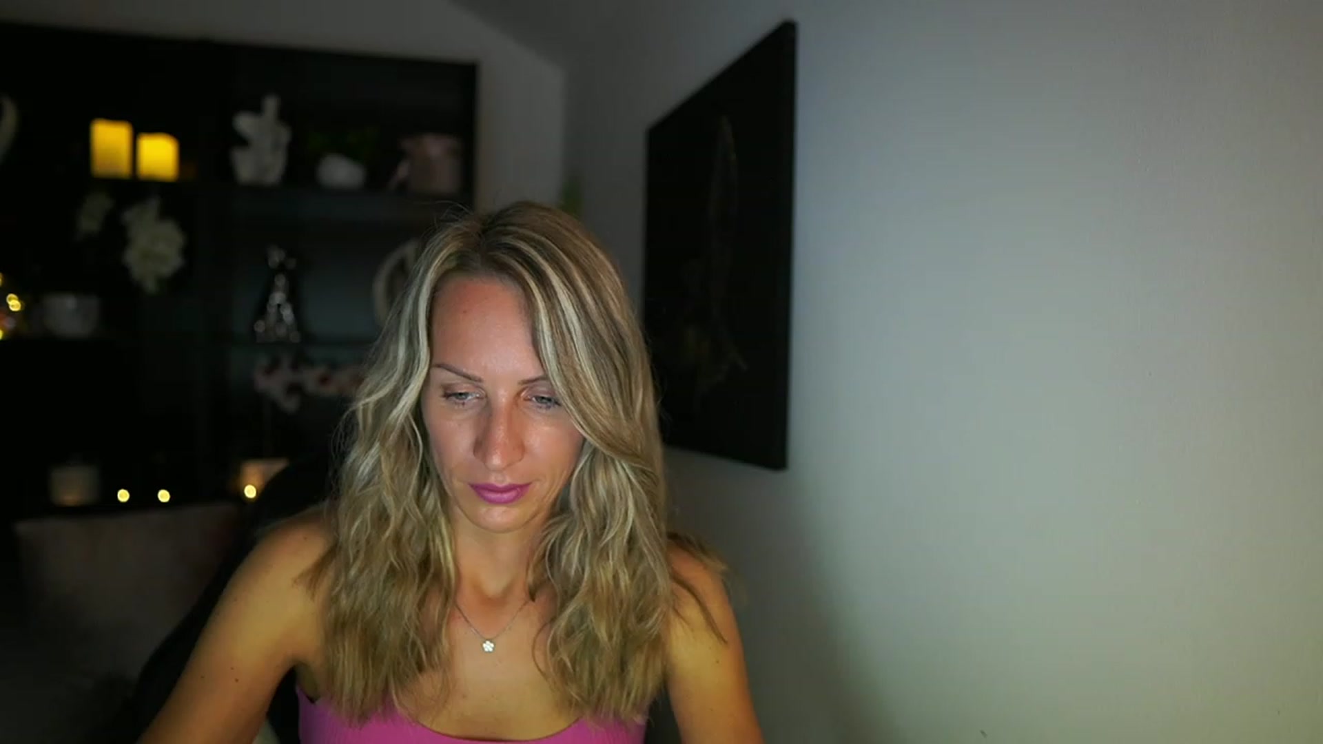 Gallery image thumbnail from Nikki__Sexx__'s myfreecams stream on, 08/13/2023, 22:31 image 17 of 20