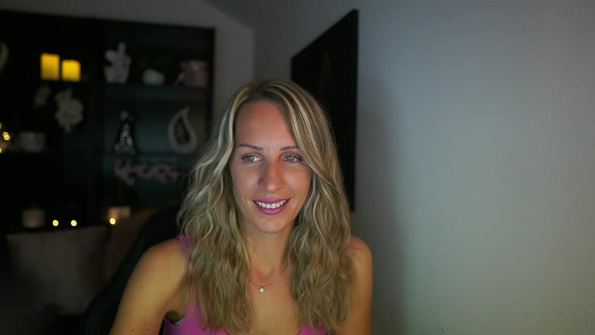 Gallery image thumbnail from Nikki__Sexx__'s myfreecams stream on, 08/13/2023, 22:31 image 8 of 20