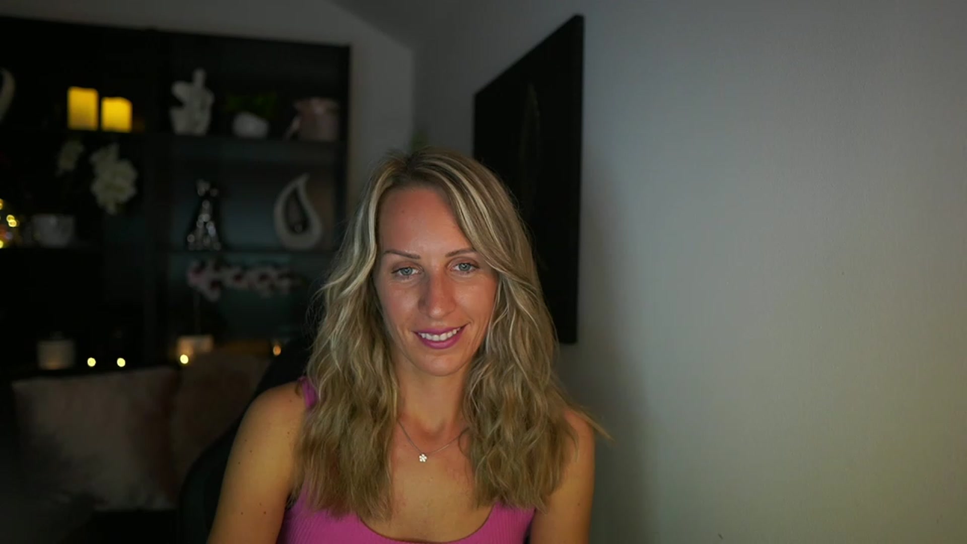 Gallery image thumbnail from Nikki__Sexx__'s myfreecams stream on, 08/13/2023, 22:31 image 4 of 20