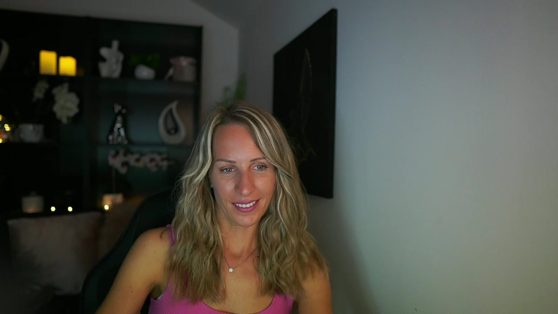 Gallery image thumbnail from Nikki__Sexx__'s myfreecams stream on, 08/13/2023, 22:31 image 2 of 20