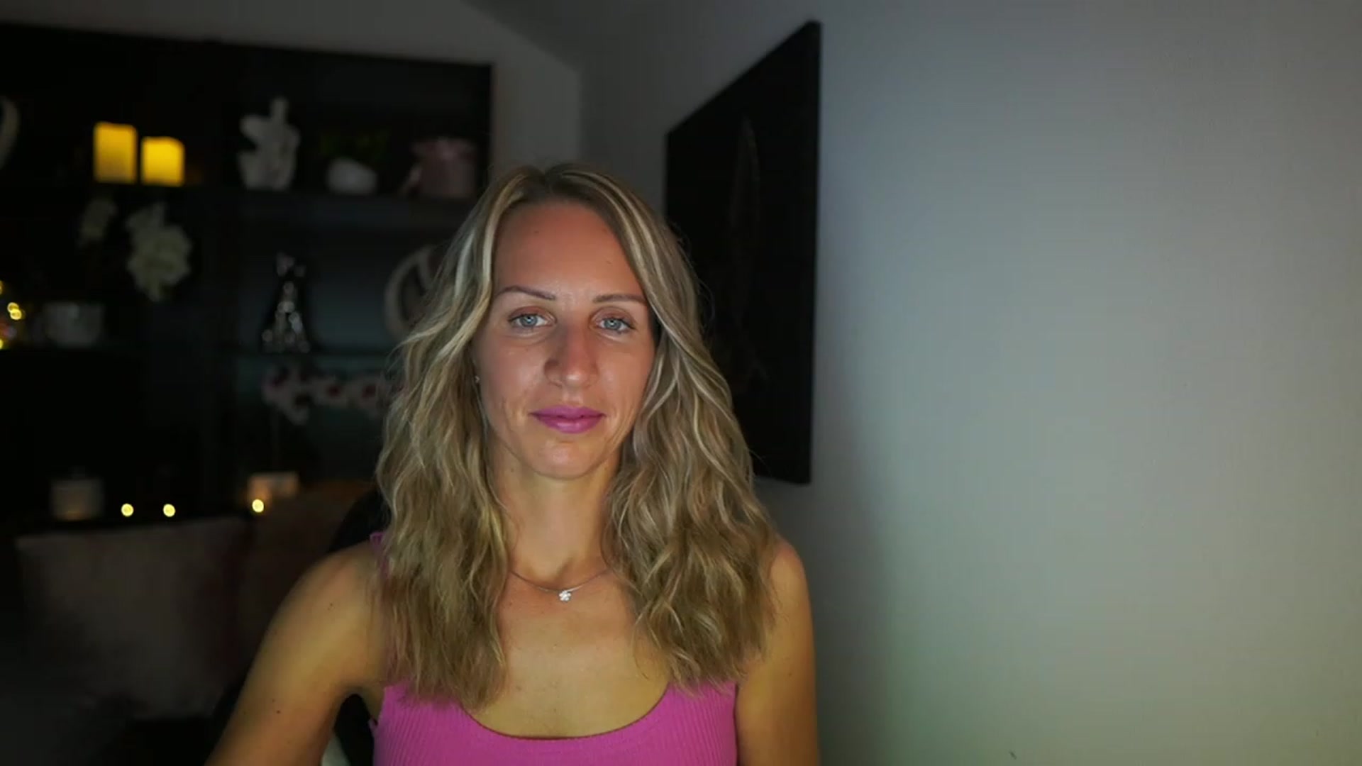 Gallery image thumbnail from Nikki__Sexx__'s myfreecams stream on, 08/13/2023, 22:31 image 6 of 20