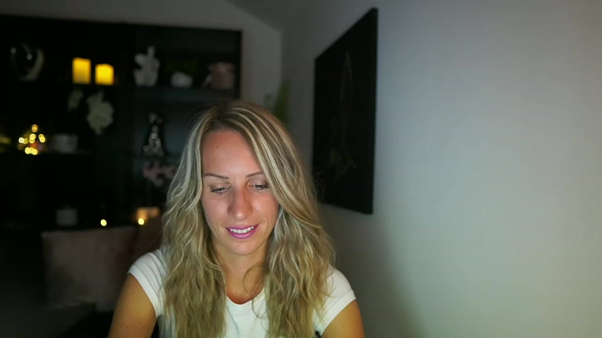 Gallery image thumbnail from Nikki__Sexx__'s myfreecams stream on, 08/14/2023, 20:30 image 2 of 20