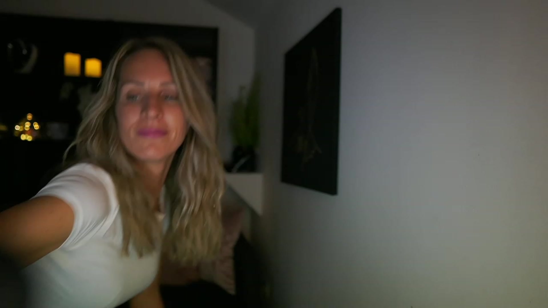 Gallery image thumbnail from Nikki__Sexx__'s myfreecams stream on, 08/14/2023, 20:30 image 19 of 20