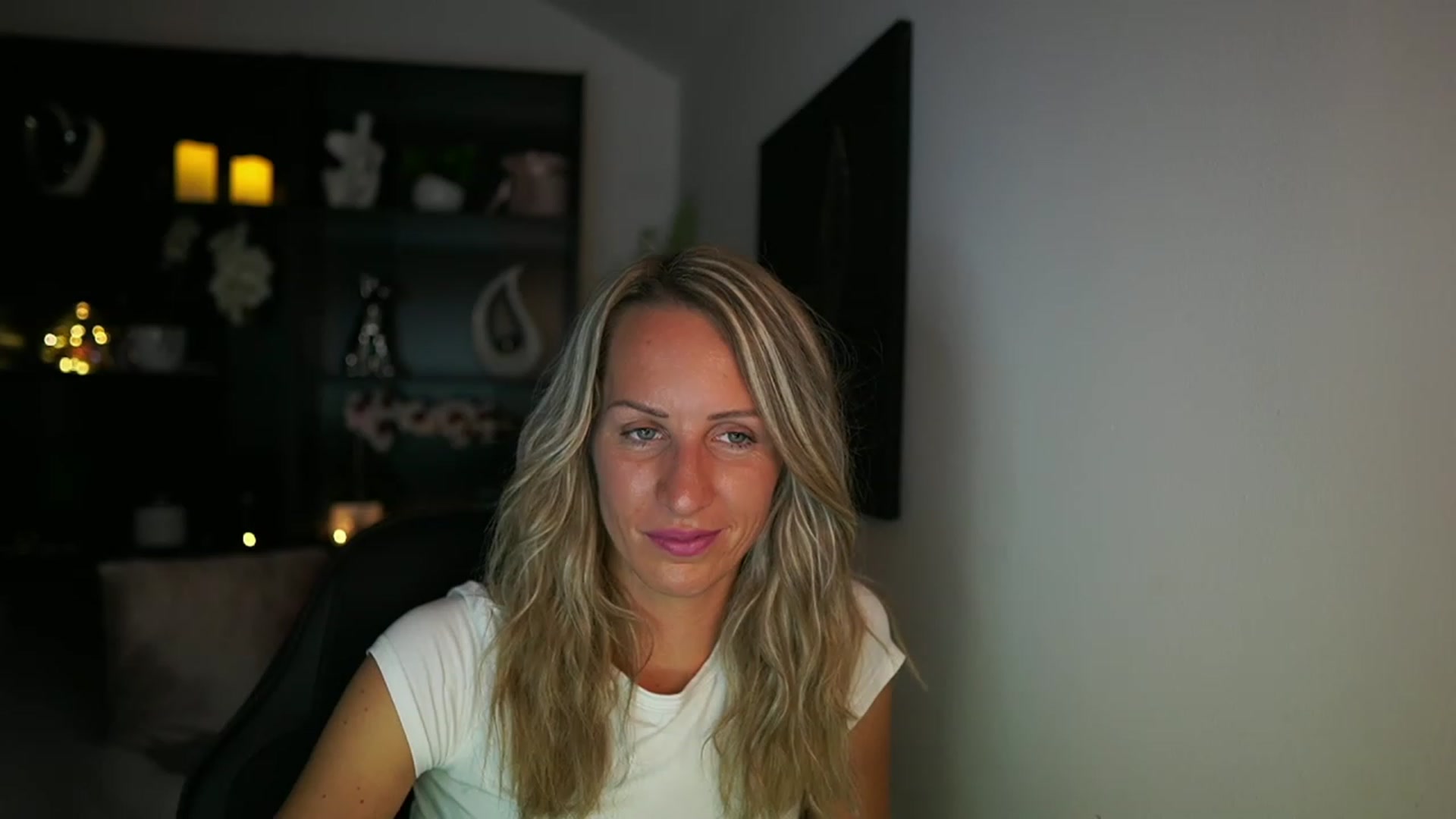 Gallery image thumbnail from Nikki__Sexx__'s myfreecams stream on, 08/14/2023, 20:30 image 12 of 20