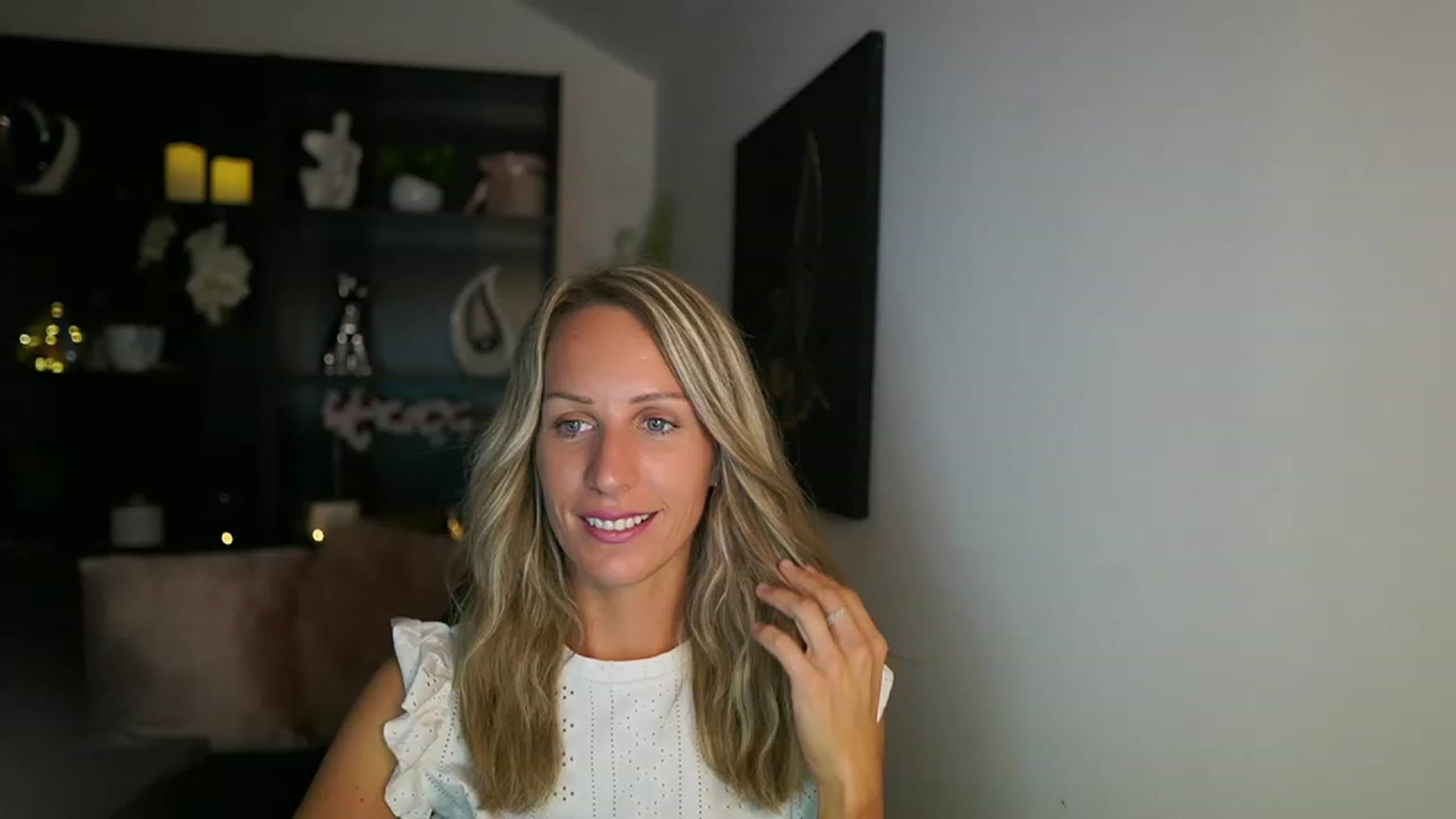 Gallery image thumbnail from Nikki__Sexx__'s myfreecams stream on, 08/15/2023, 21:32 image 12 of 20