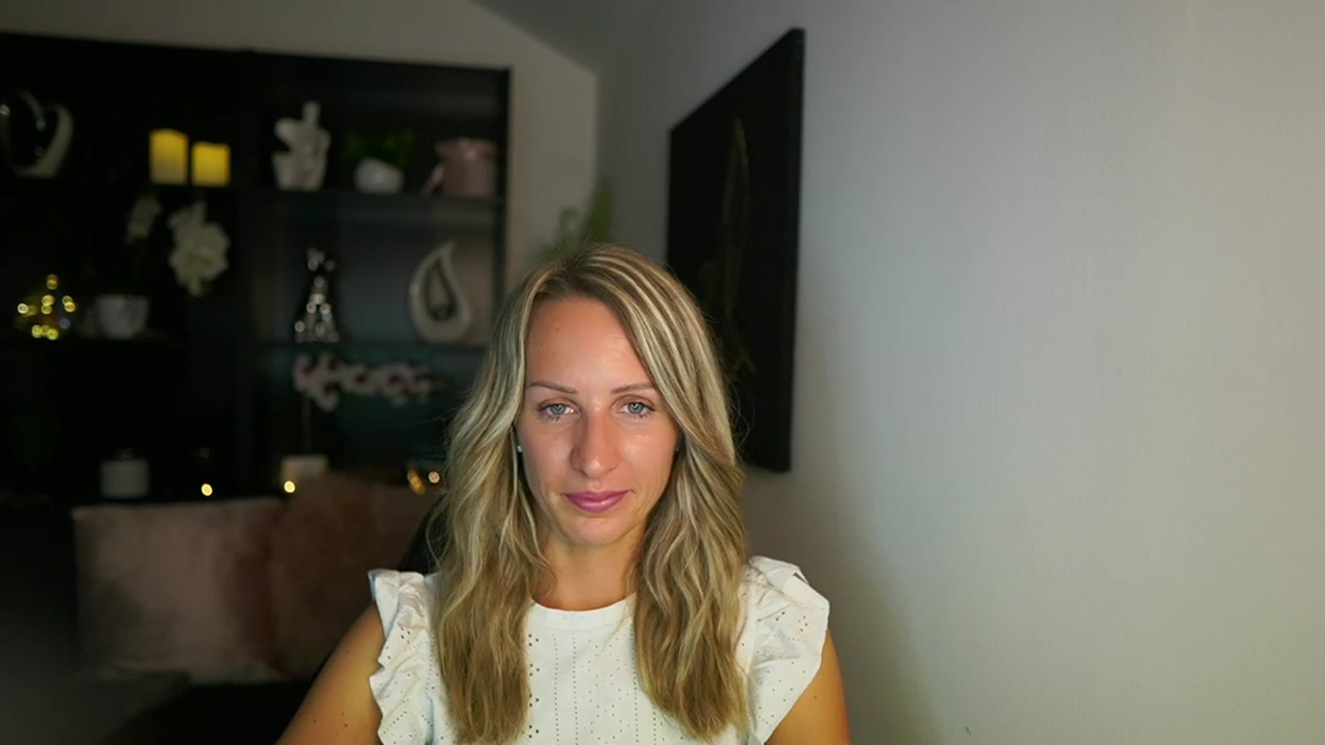 Gallery image thumbnail from Nikki__Sexx__'s myfreecams stream on, 08/15/2023, 21:32 image 16 of 20