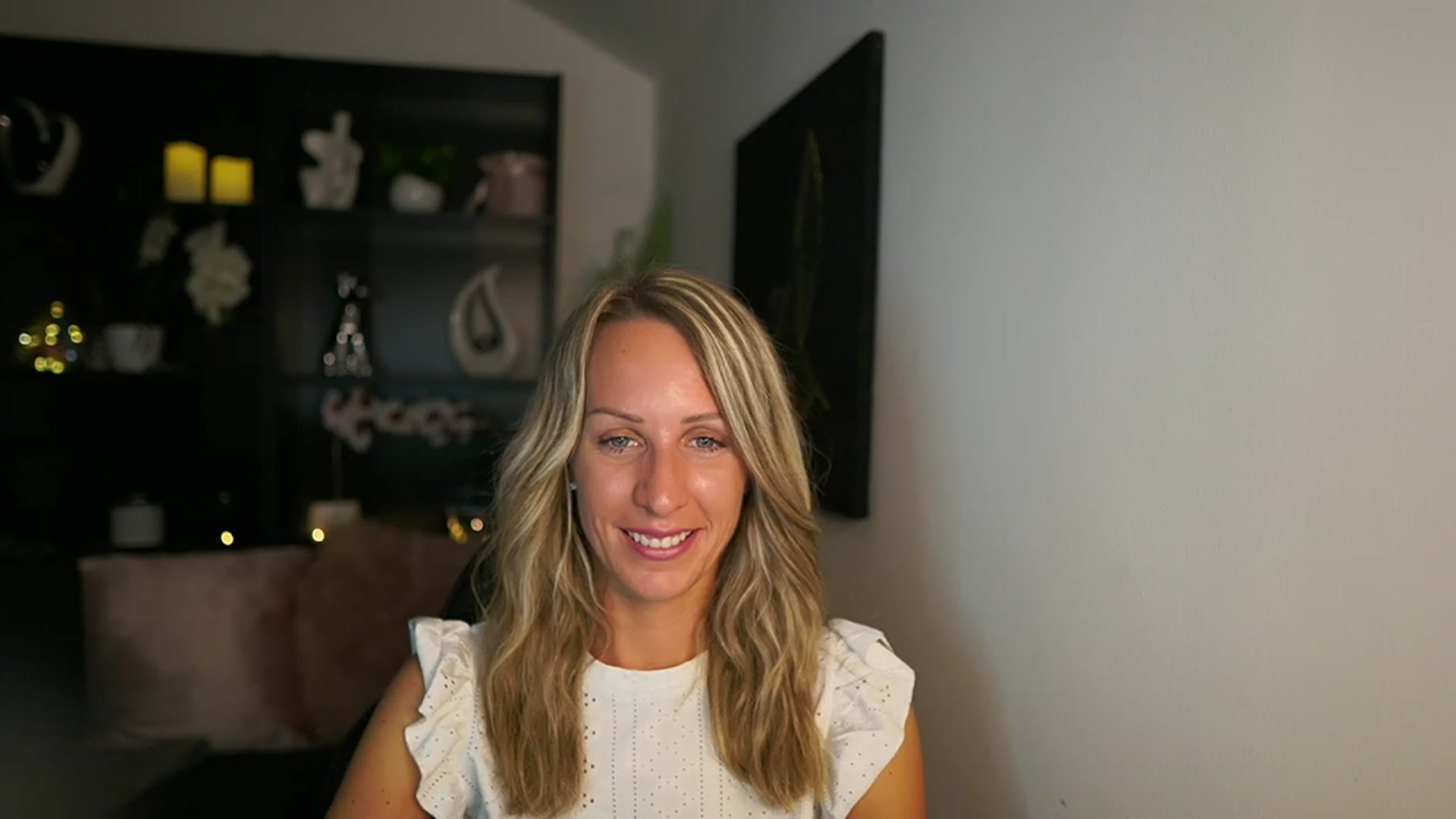 Gallery image thumbnail from Nikki__Sexx__'s myfreecams stream on, 08/15/2023, 21:32 image 14 of 20