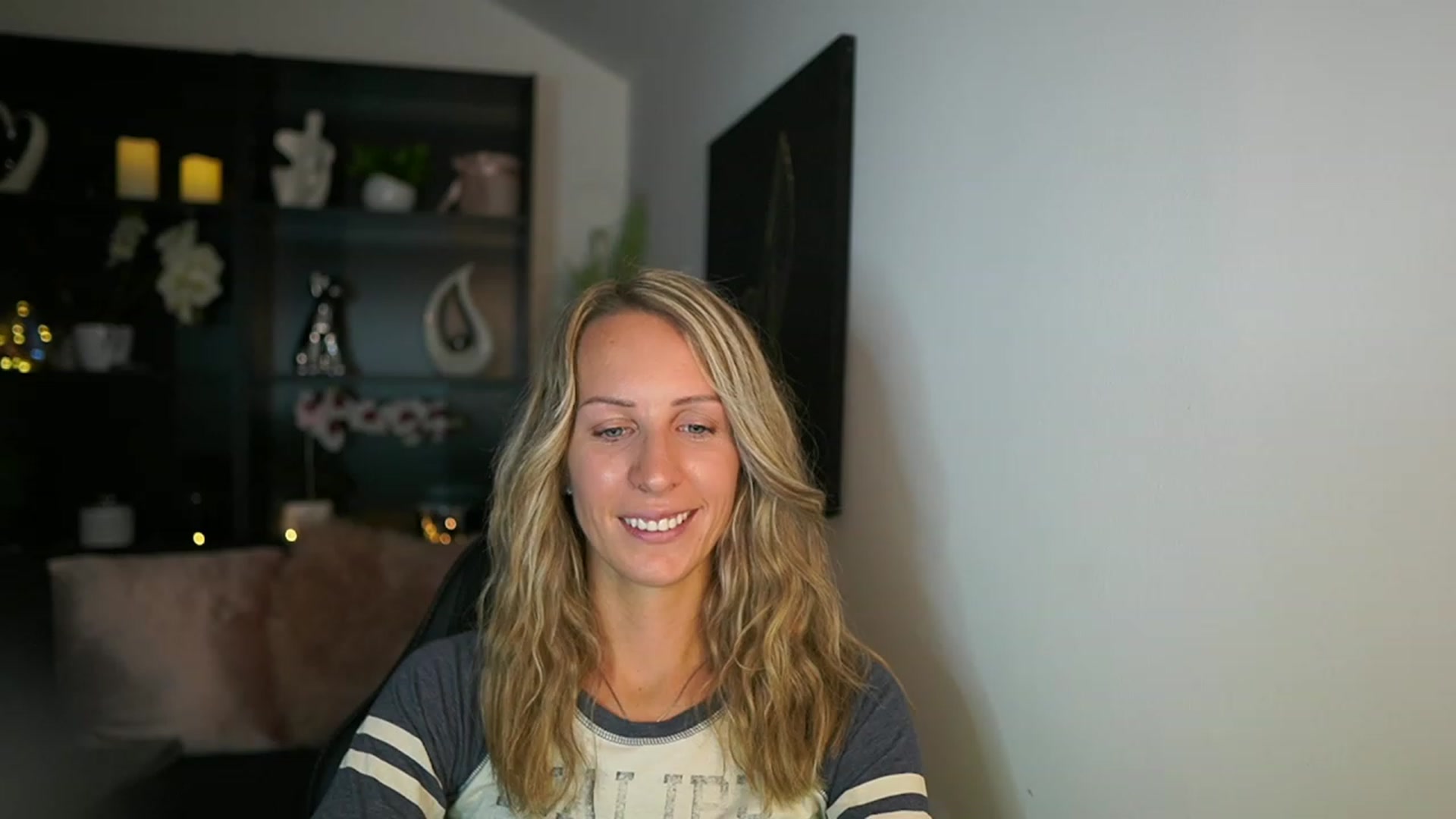 Gallery image thumbnail from Nikki__Sexx__'s myfreecams stream on, 08/17/2023, 17:57 image 7 of 20