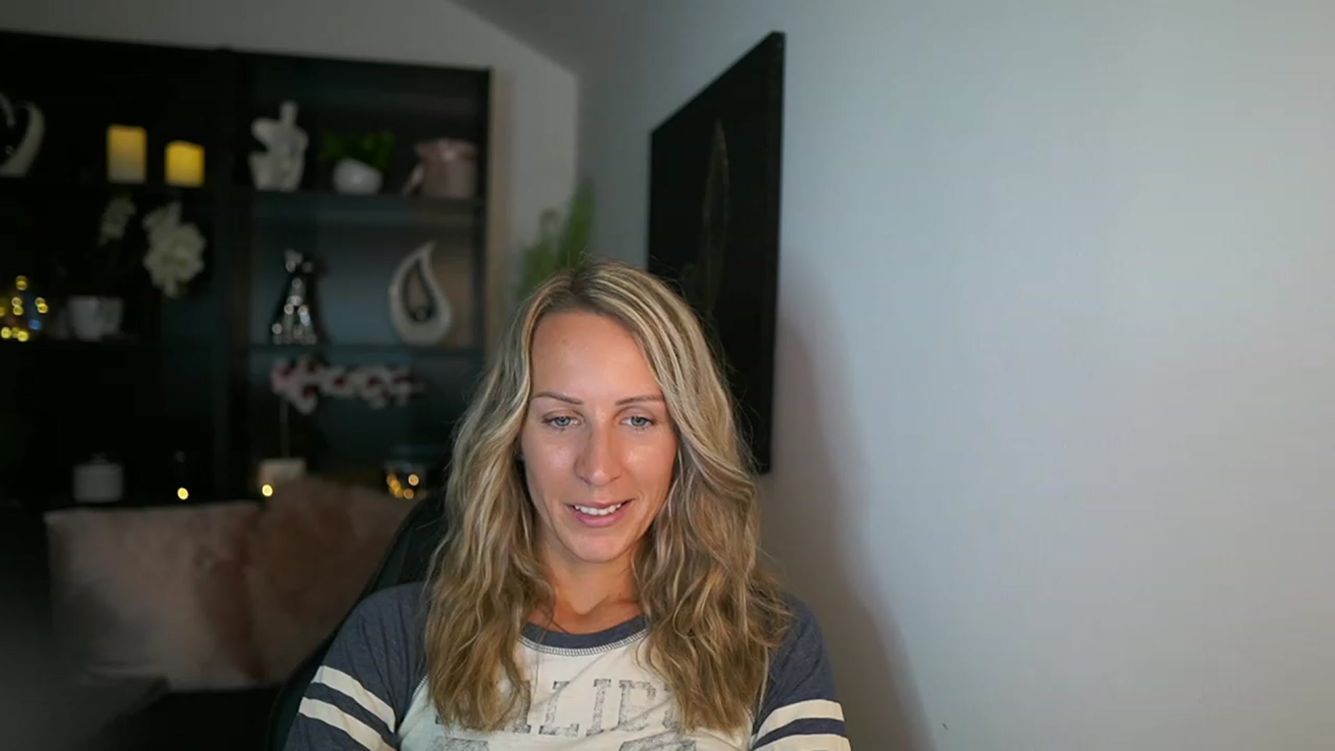 Gallery image thumbnail from Nikki__Sexx__'s myfreecams stream on, 08/17/2023, 17:57 image 8 of 20