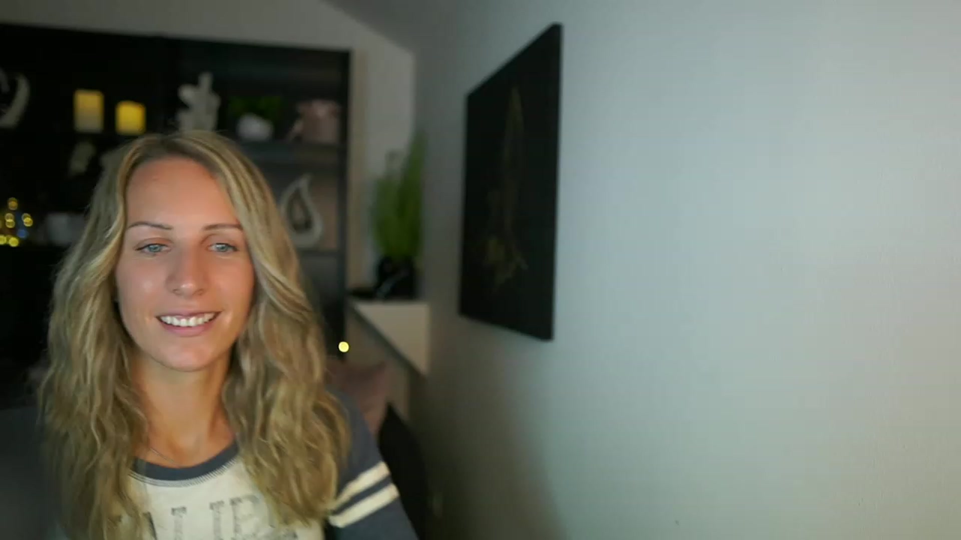 Gallery image thumbnail from Nikki__Sexx__'s myfreecams stream on, 08/17/2023, 17:57 image 11 of 20