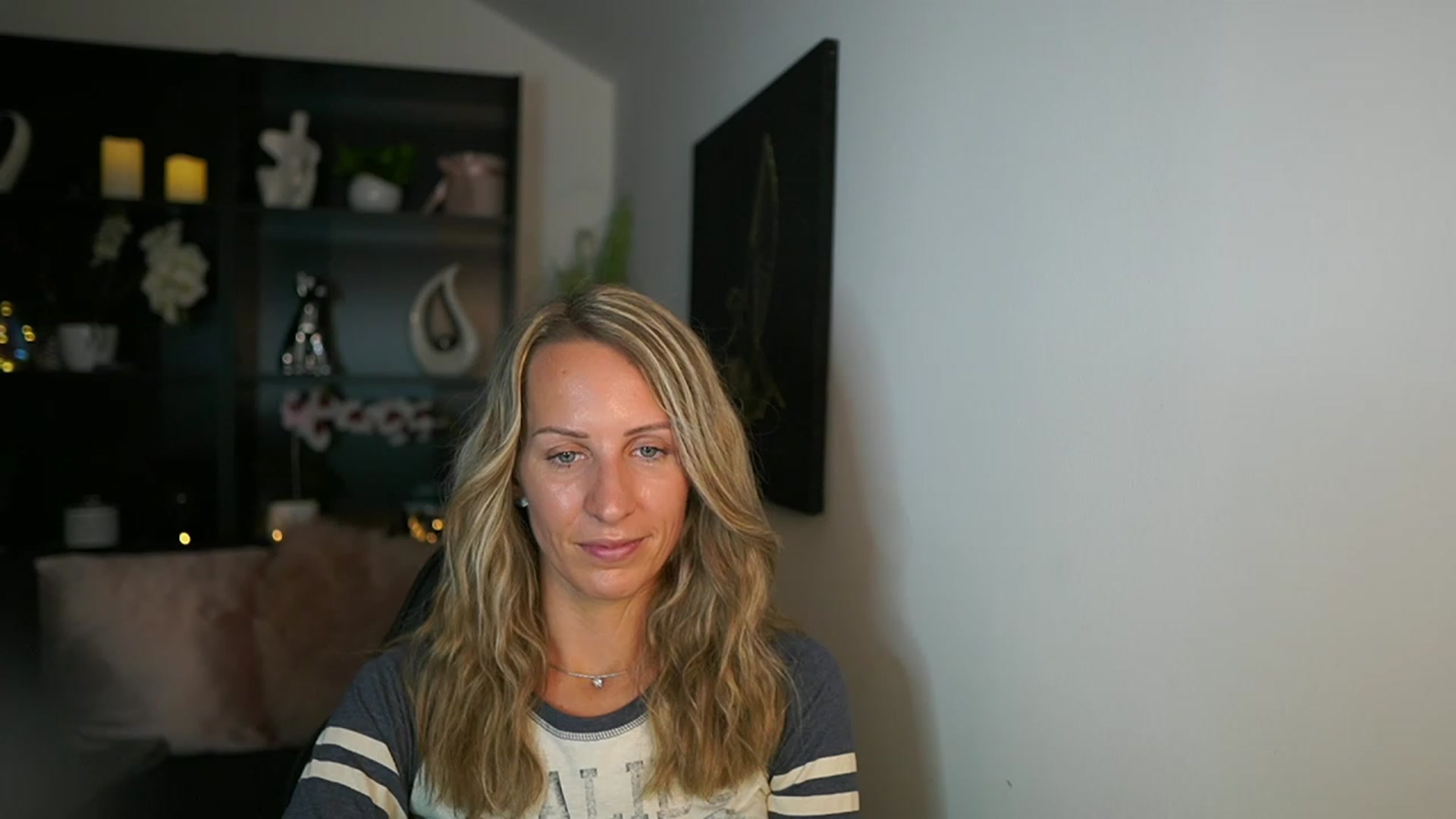 Gallery image thumbnail from Nikki__Sexx__'s myfreecams stream on, 08/17/2023, 22:01 image 20 of 20