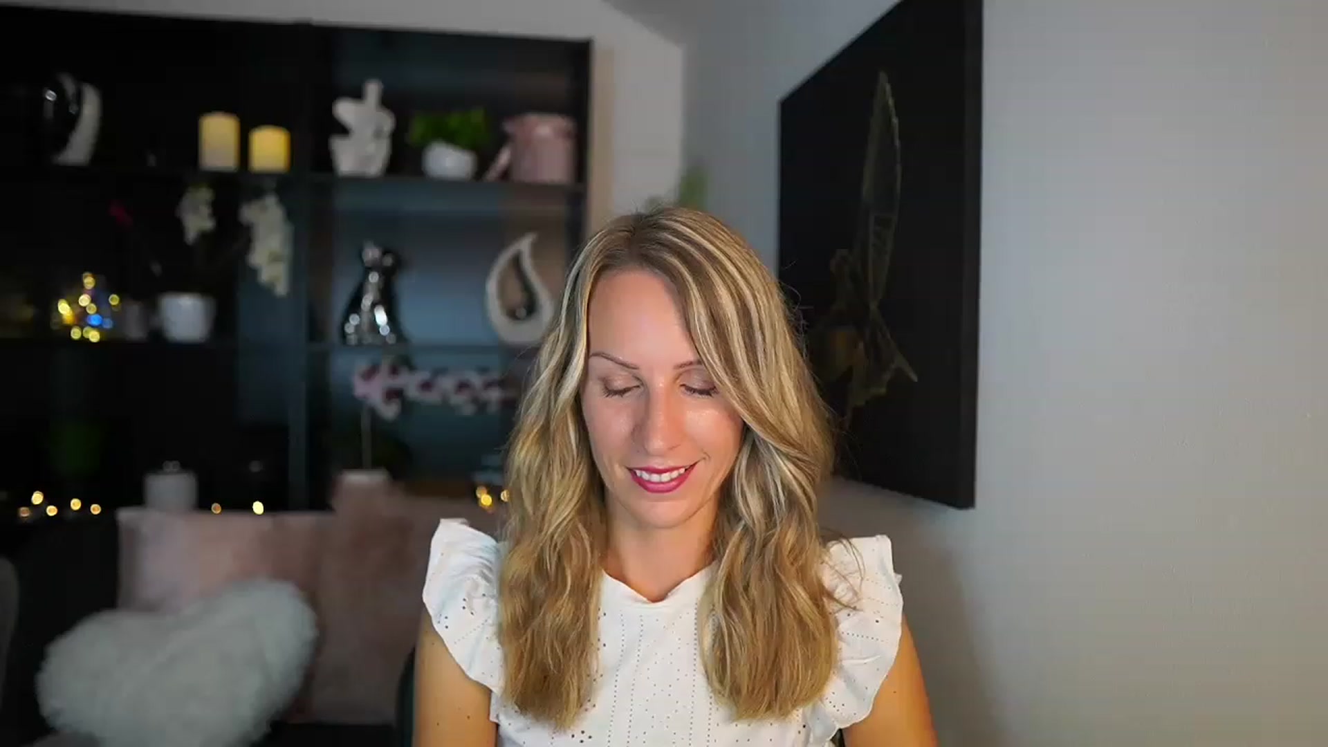 Gallery image thumbnail from Nikki__Sexx__'s myfreecams stream on, 08/21/2023, 18:30 image 9 of 20