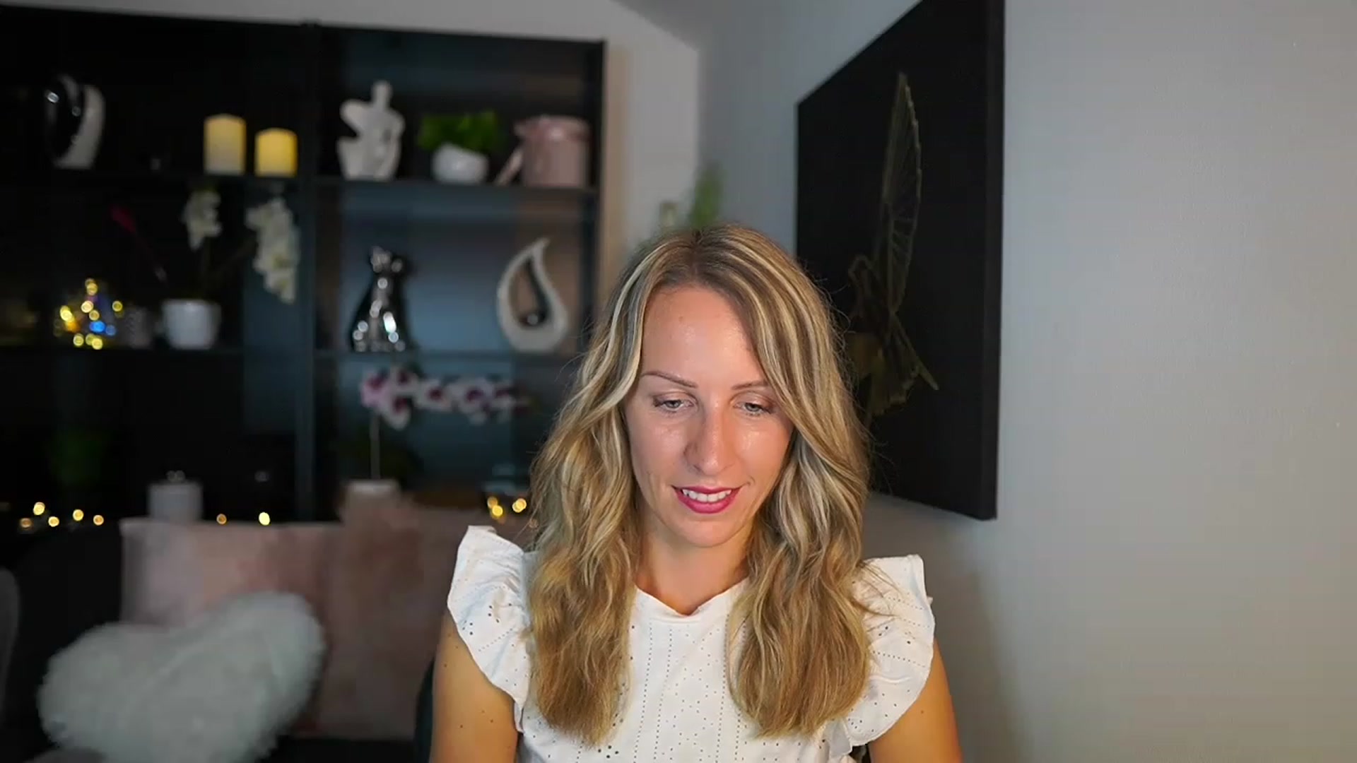 Gallery image thumbnail from Nikki__Sexx__'s myfreecams stream on, 08/21/2023, 18:30 image 10 of 20