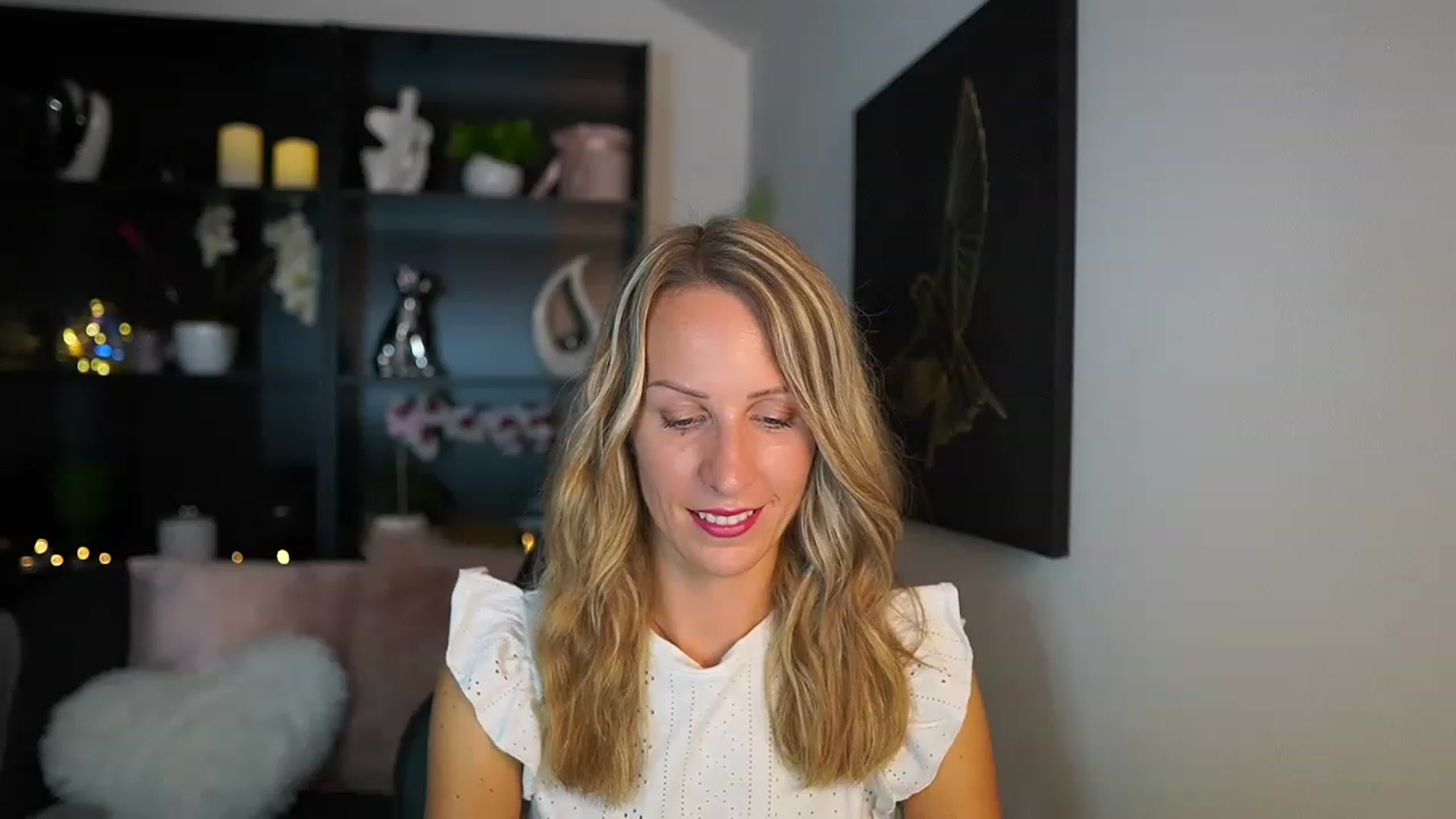 Gallery image thumbnail from Nikki__Sexx__'s myfreecams stream on, 08/21/2023, 18:30 image 6 of 20