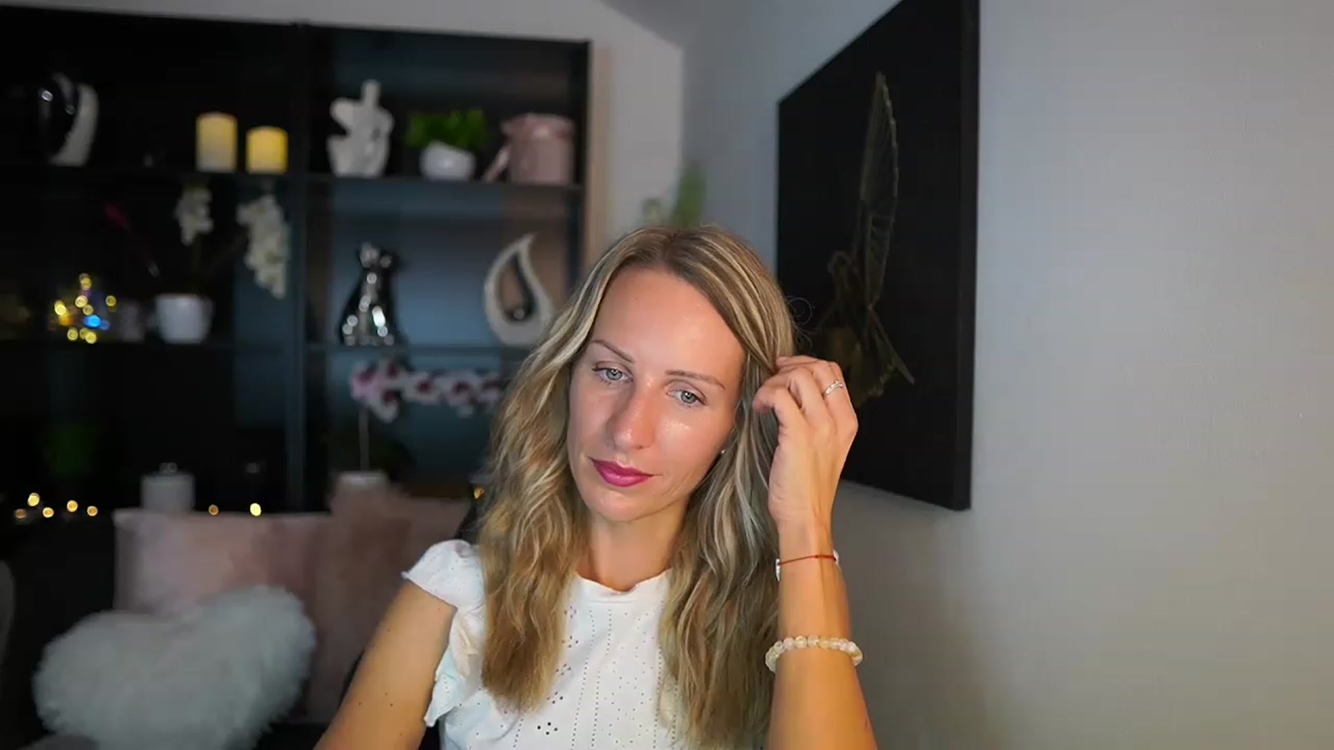 Gallery image thumbnail from Nikki__Sexx__'s myfreecams stream on, 08/21/2023, 20:39 image 2 of 20