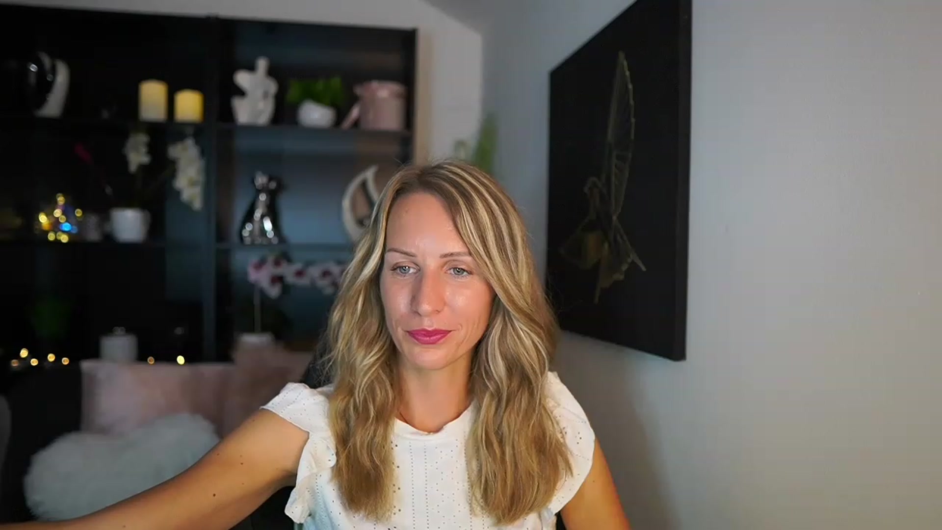 Gallery image thumbnail from Nikki__Sexx__'s myfreecams stream on, 08/21/2023, 20:39 image 20 of 20