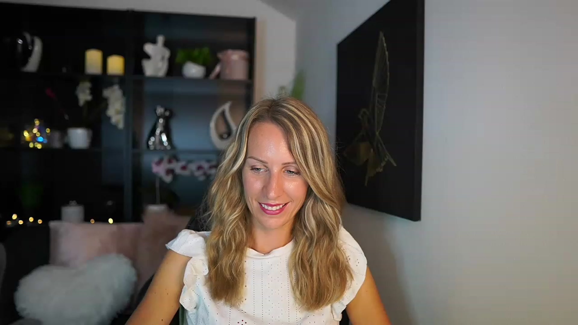 Gallery image thumbnail from Nikki__Sexx__'s myfreecams stream on, 08/21/2023, 20:39 image 19 of 20