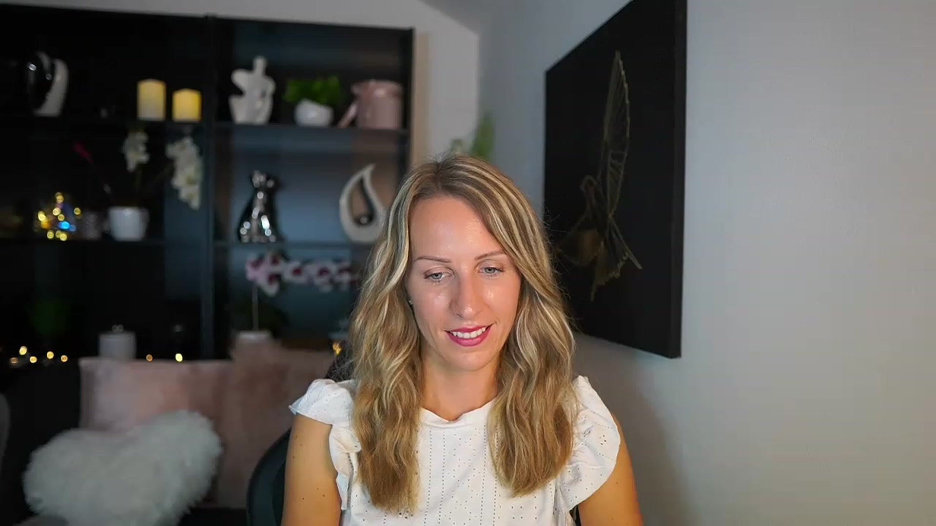 Gallery image thumbnail from Nikki__Sexx__'s myfreecams stream on, 08/21/2023, 20:39 image 16 of 20