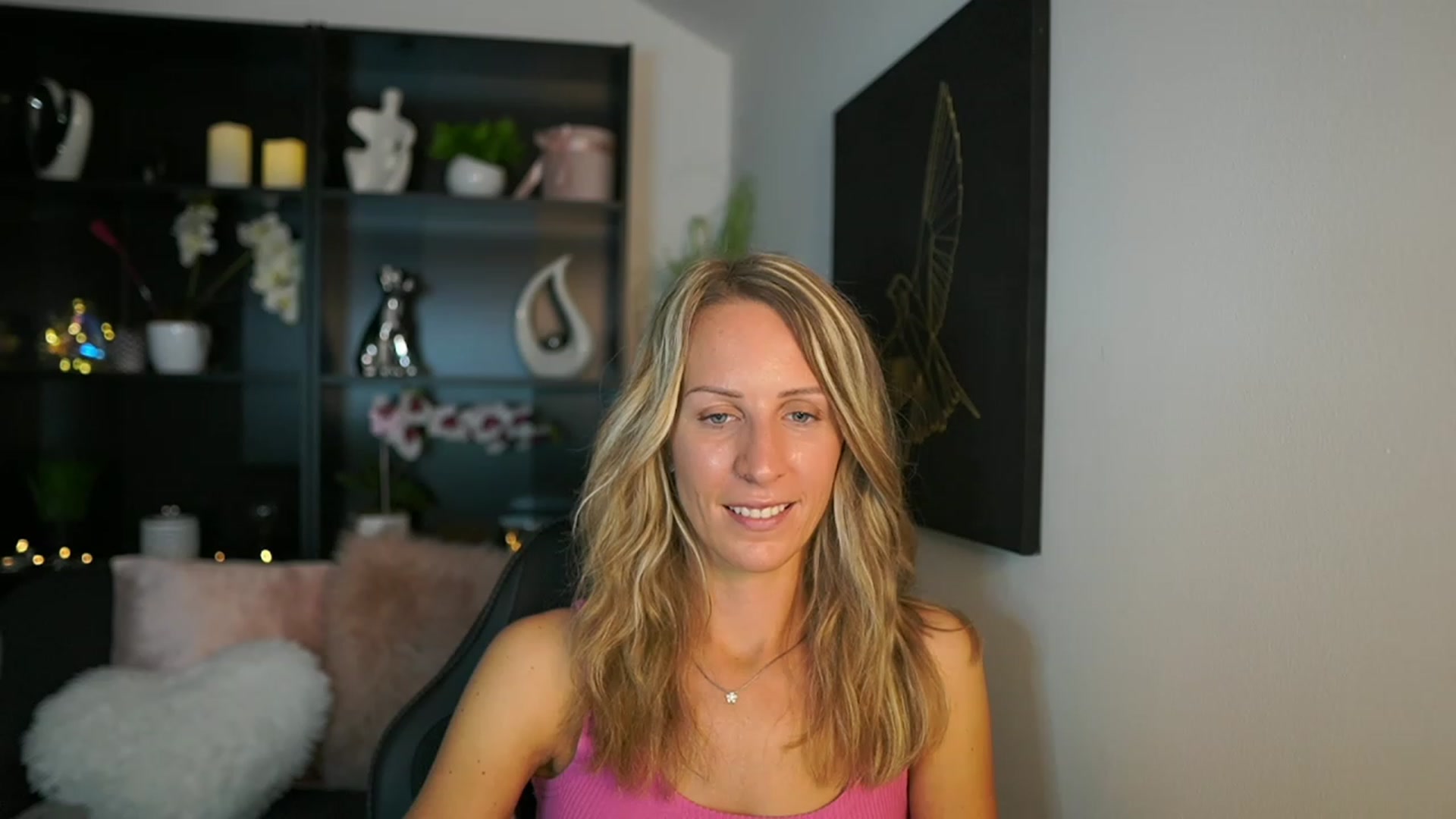 Gallery image thumbnail from Nikki__Sexx__'s myfreecams stream on, 08/22/2023, 21:00 image 12 of 20