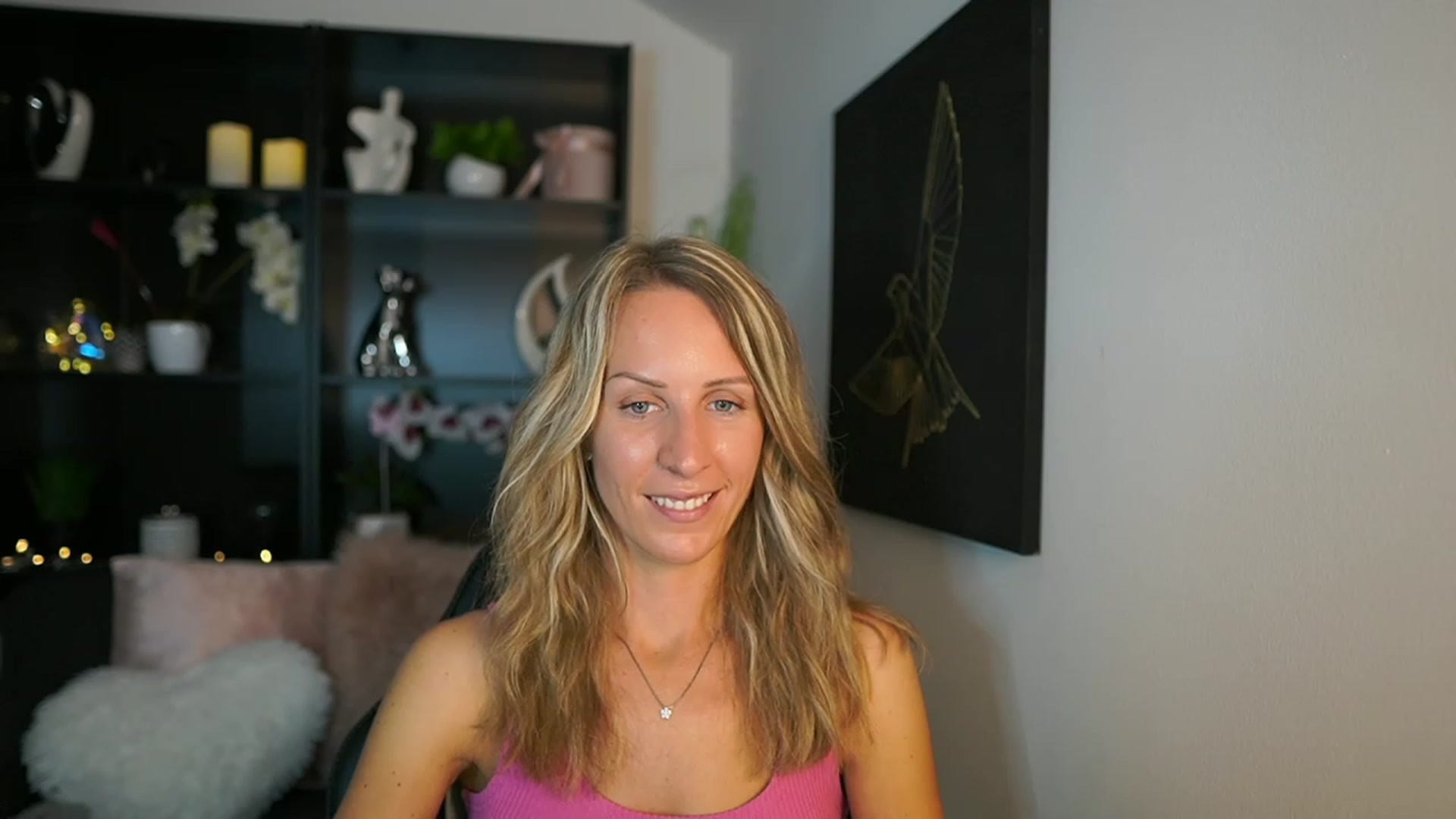 Gallery image thumbnail from Nikki__Sexx__'s myfreecams stream on, 08/22/2023, 21:00 image 16 of 20