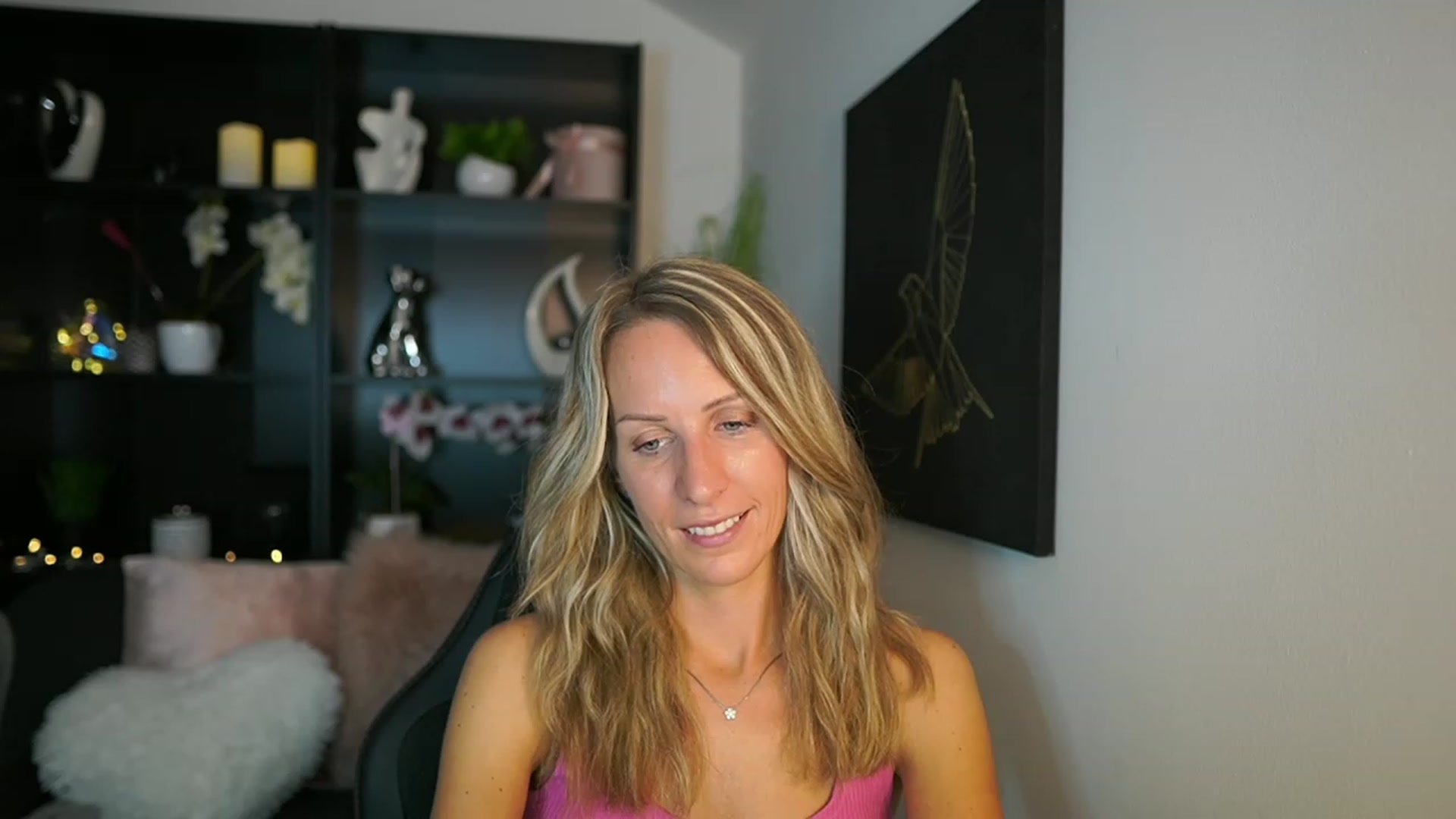 Gallery image thumbnail from Nikki__Sexx__'s myfreecams stream on, 08/22/2023, 21:00 image 1 of 20