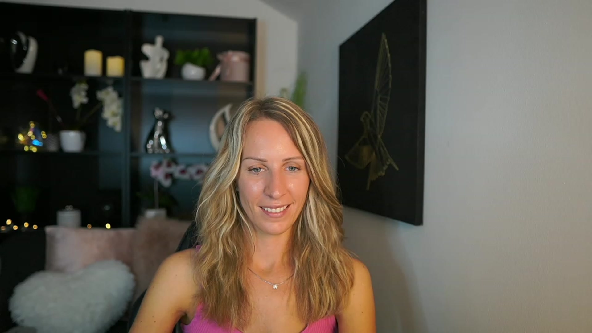 Gallery image thumbnail from Nikki__Sexx__'s myfreecams stream on, 08/22/2023, 21:00 image 17 of 20